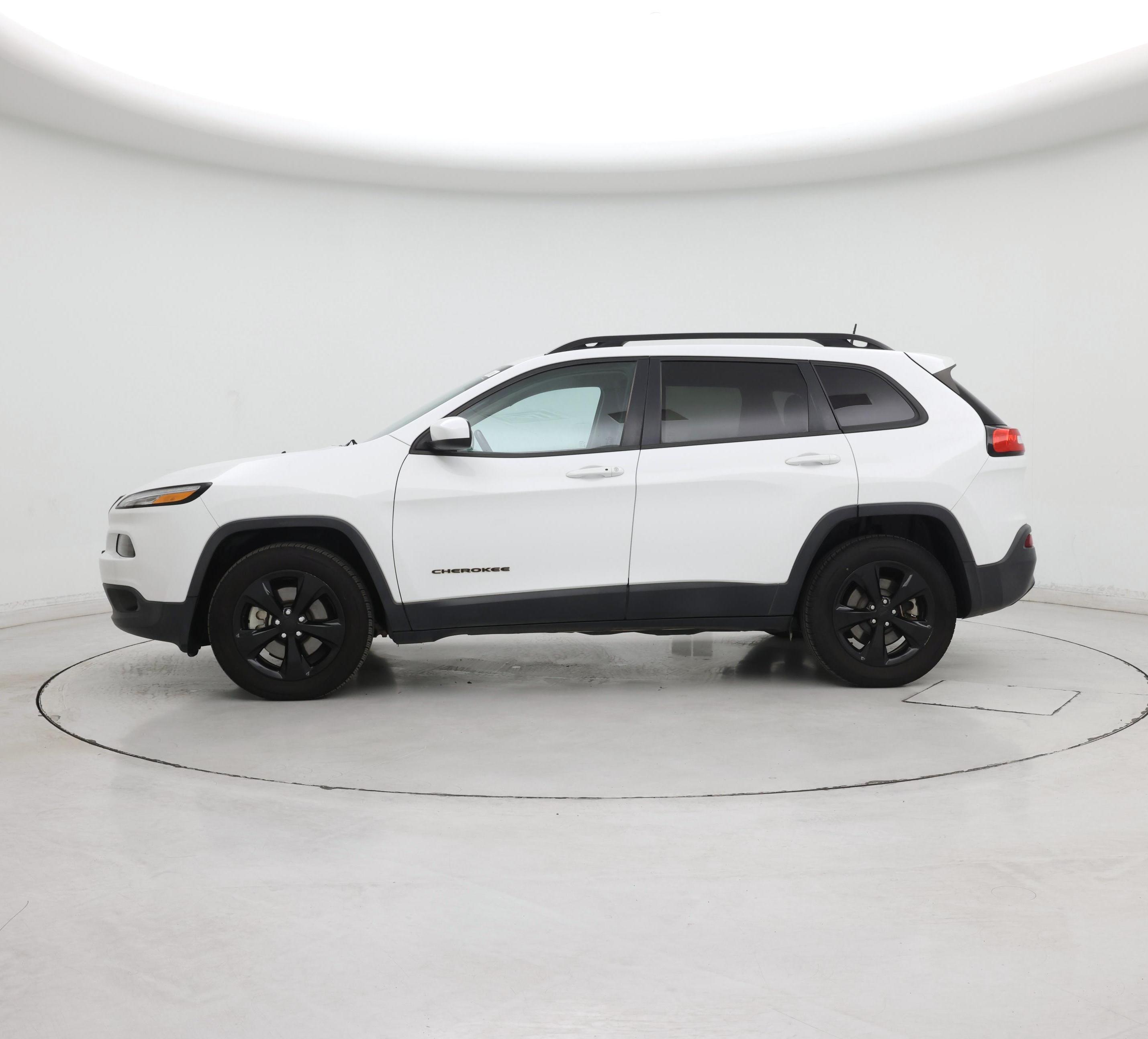 Thumbnail: 2016 Jeep Cherokee - 3