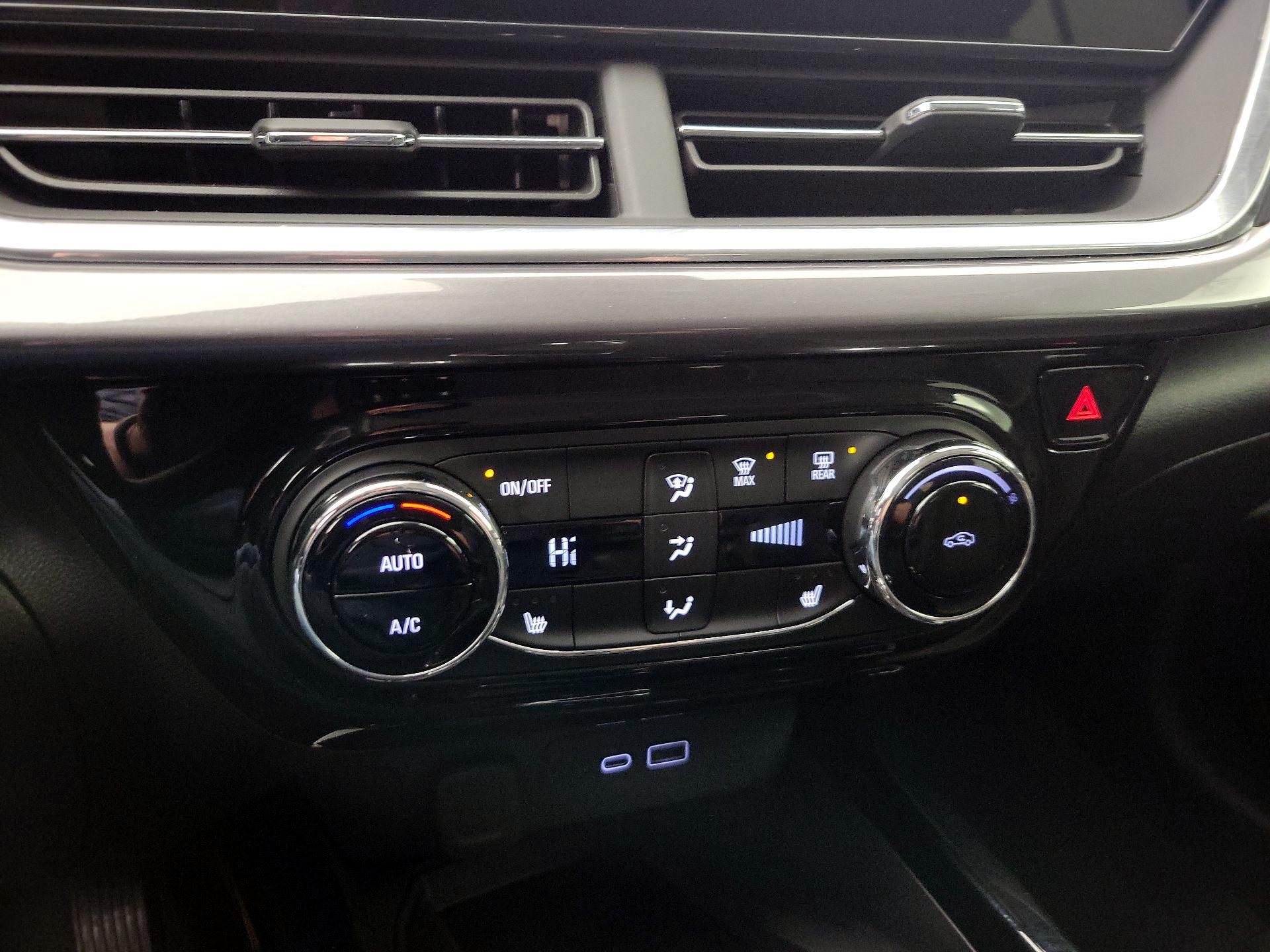 Thumbnail: 2024 Chevrolet Trax - 16