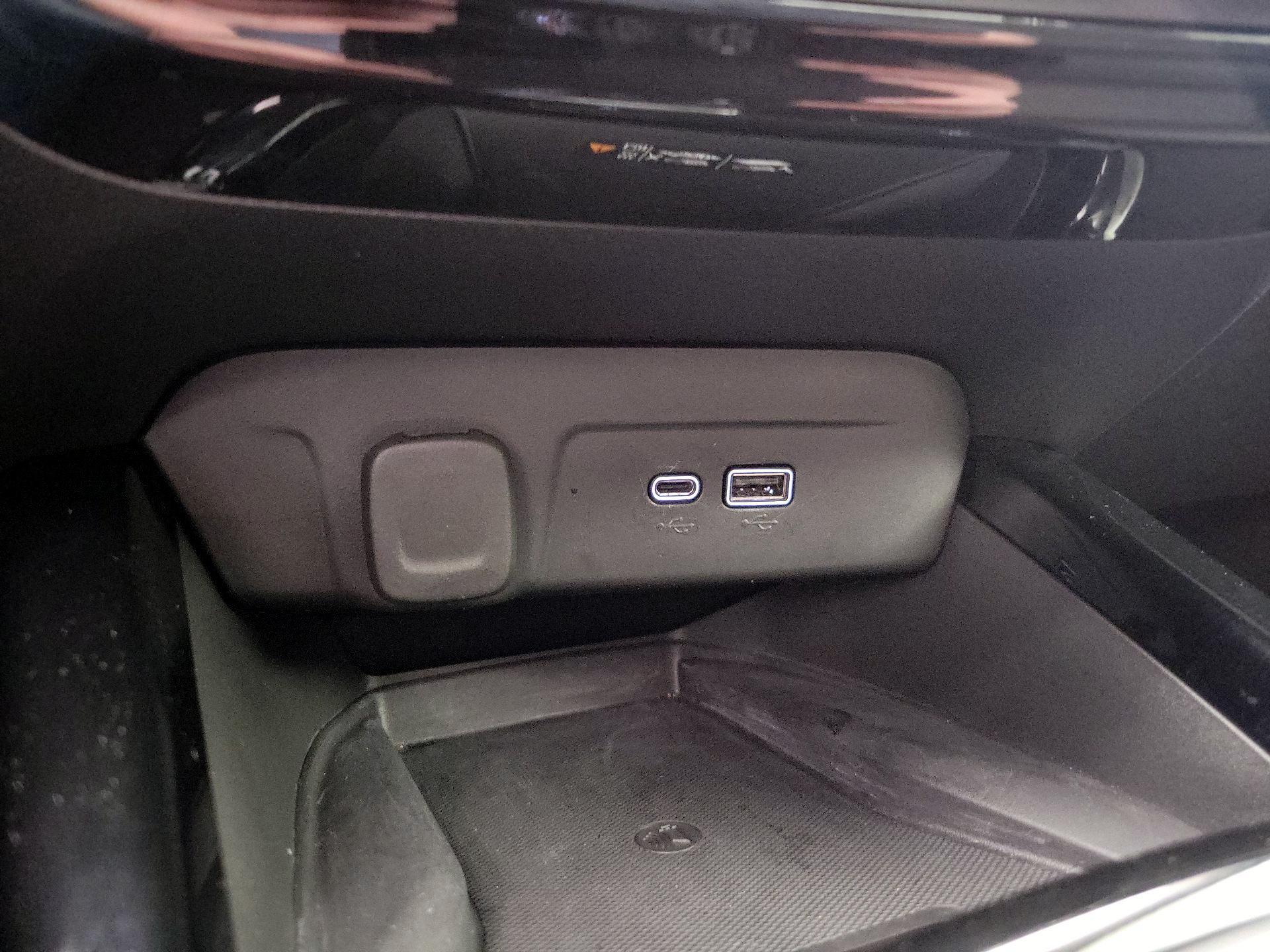 Thumbnail: 2024 Chevrolet Trax - 18