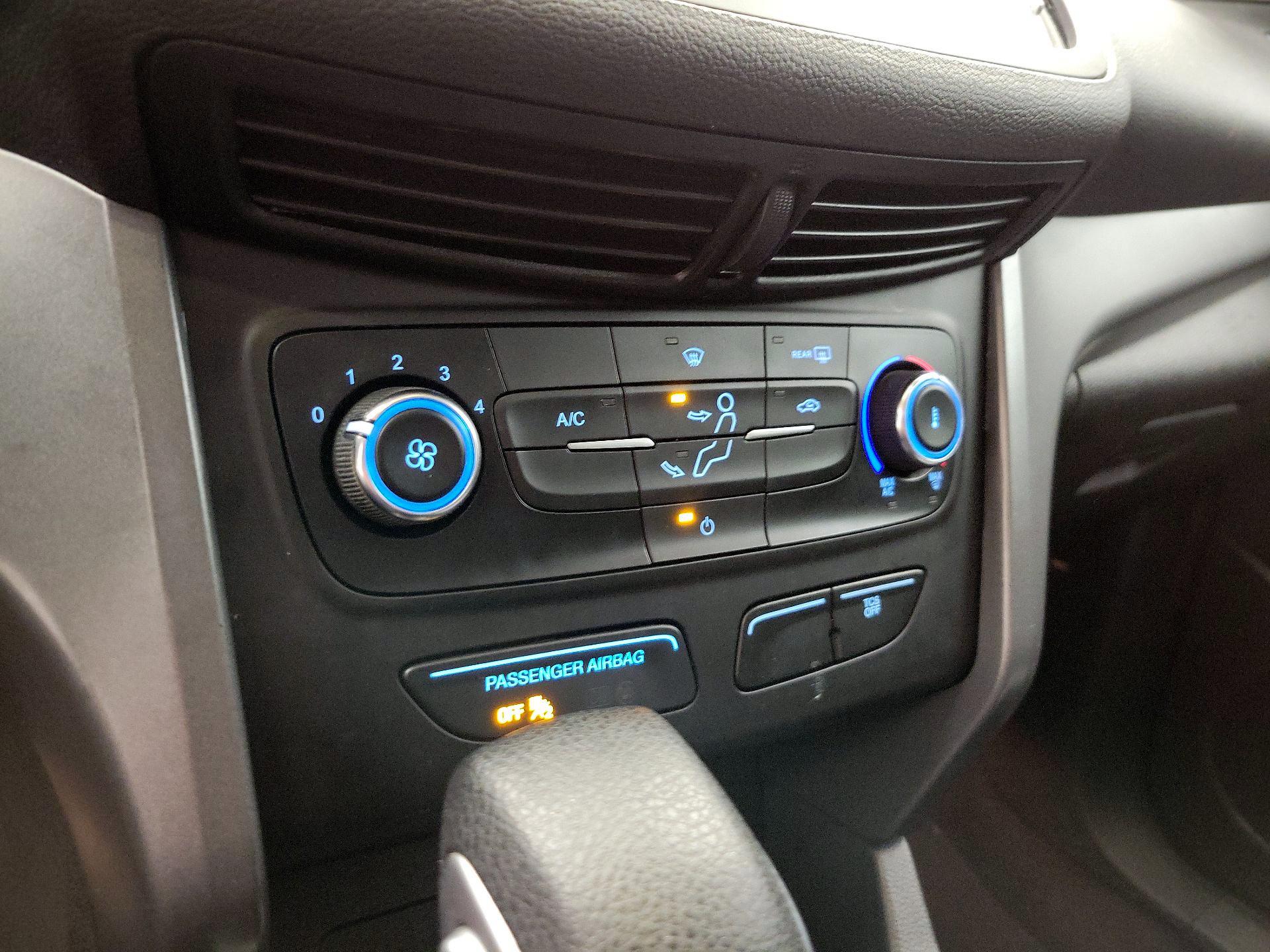 Thumbnail: 2017 Ford Escape - 16