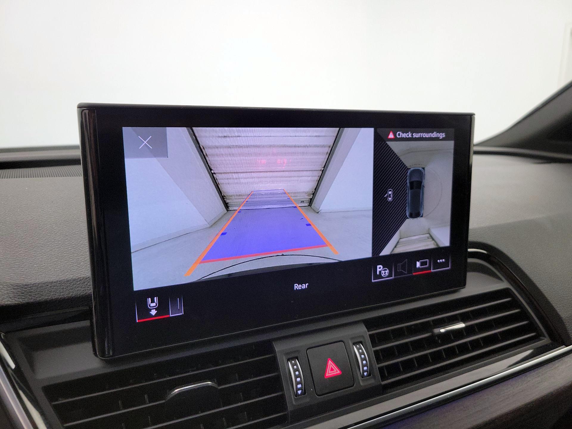 Thumbnail: 2022 Audi Q5 - 14