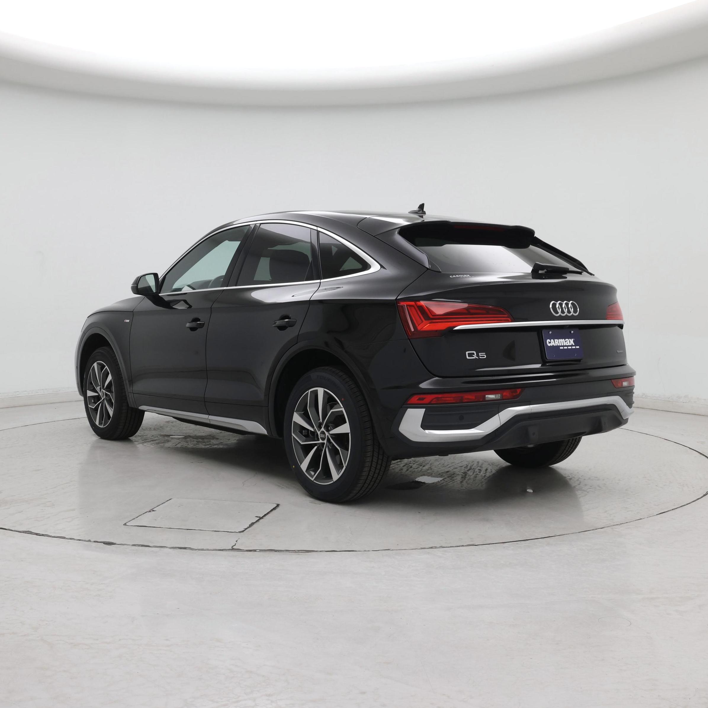 Thumbnail: 2022 Audi Q5 - 2
