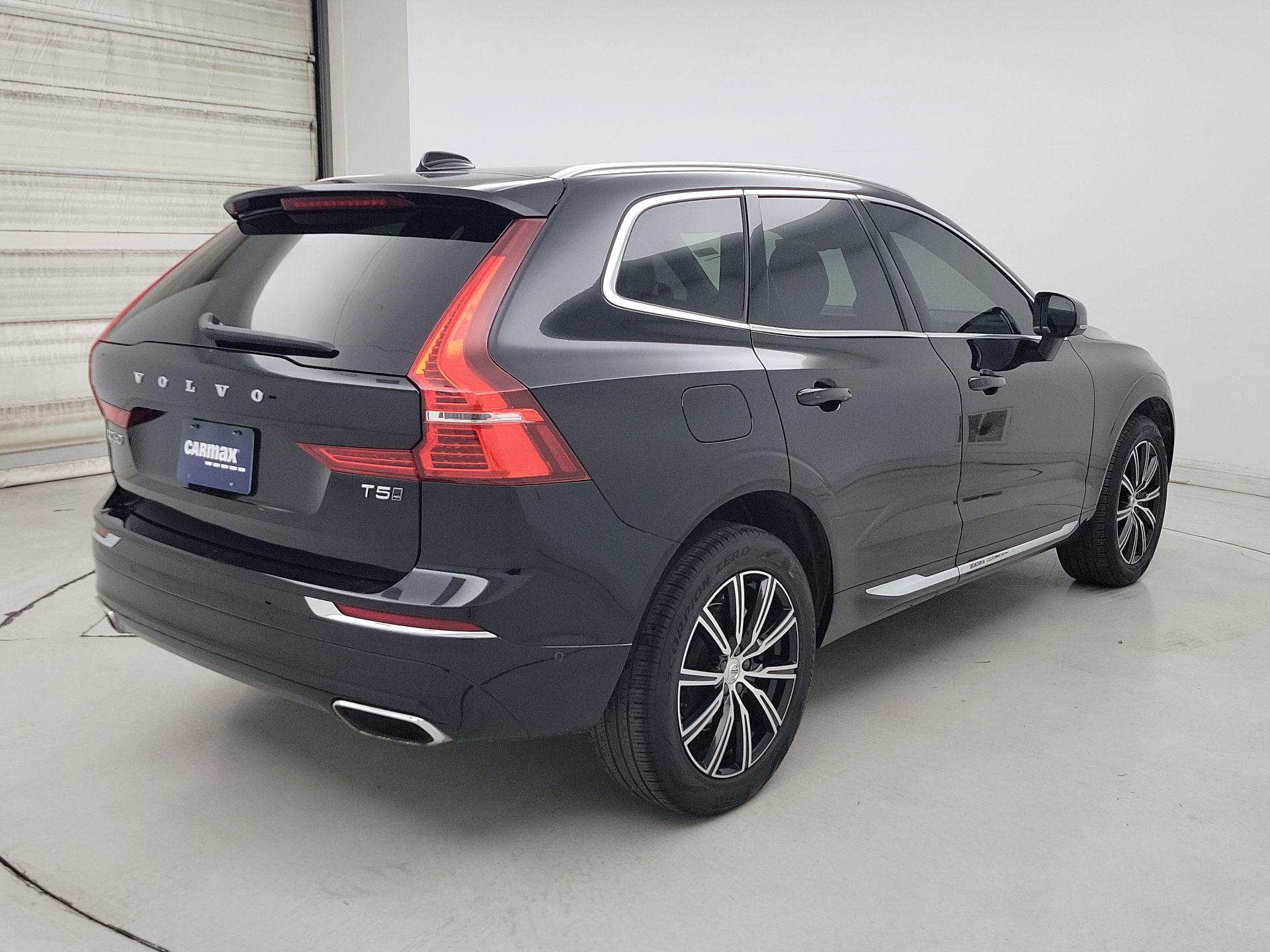 Thumbnail: 2021 Volvo XC60 - 5
