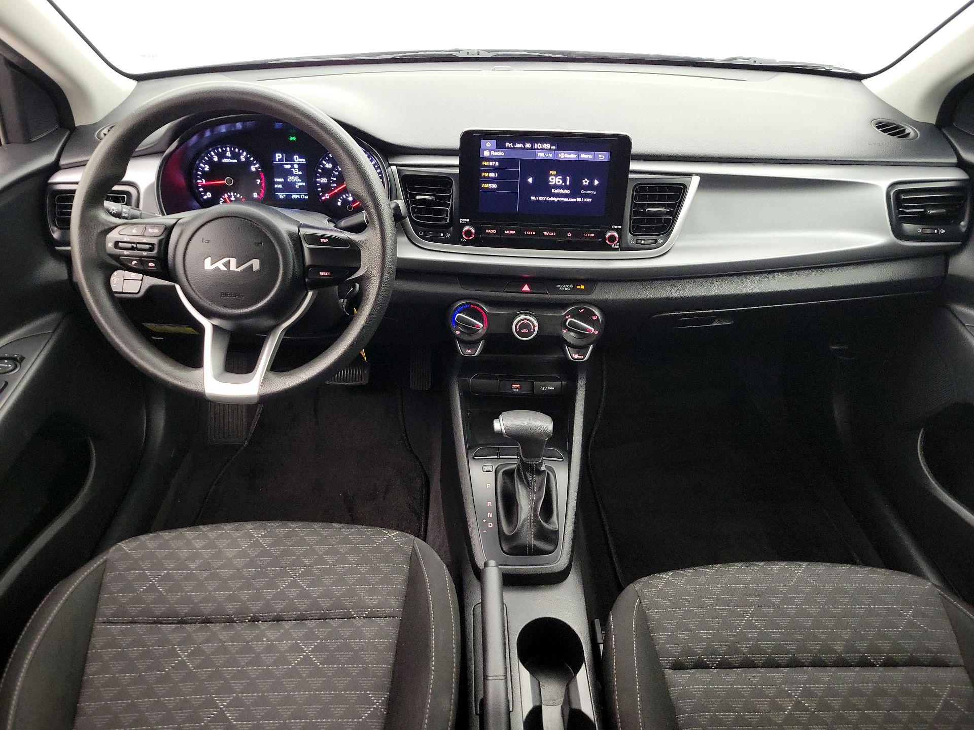 Thumbnail: 2023 Kia Rio - 9