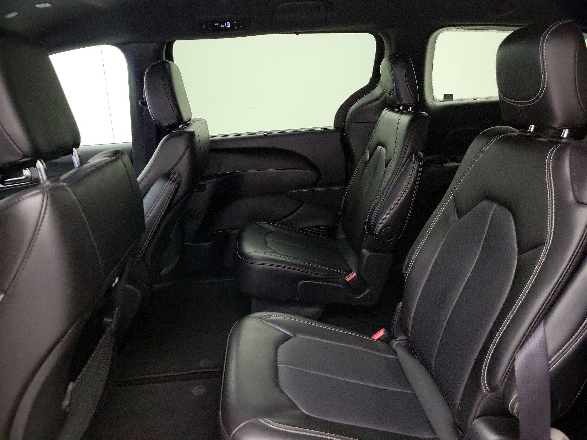 Thumbnail: 2025 Chrysler Pacifica - 20