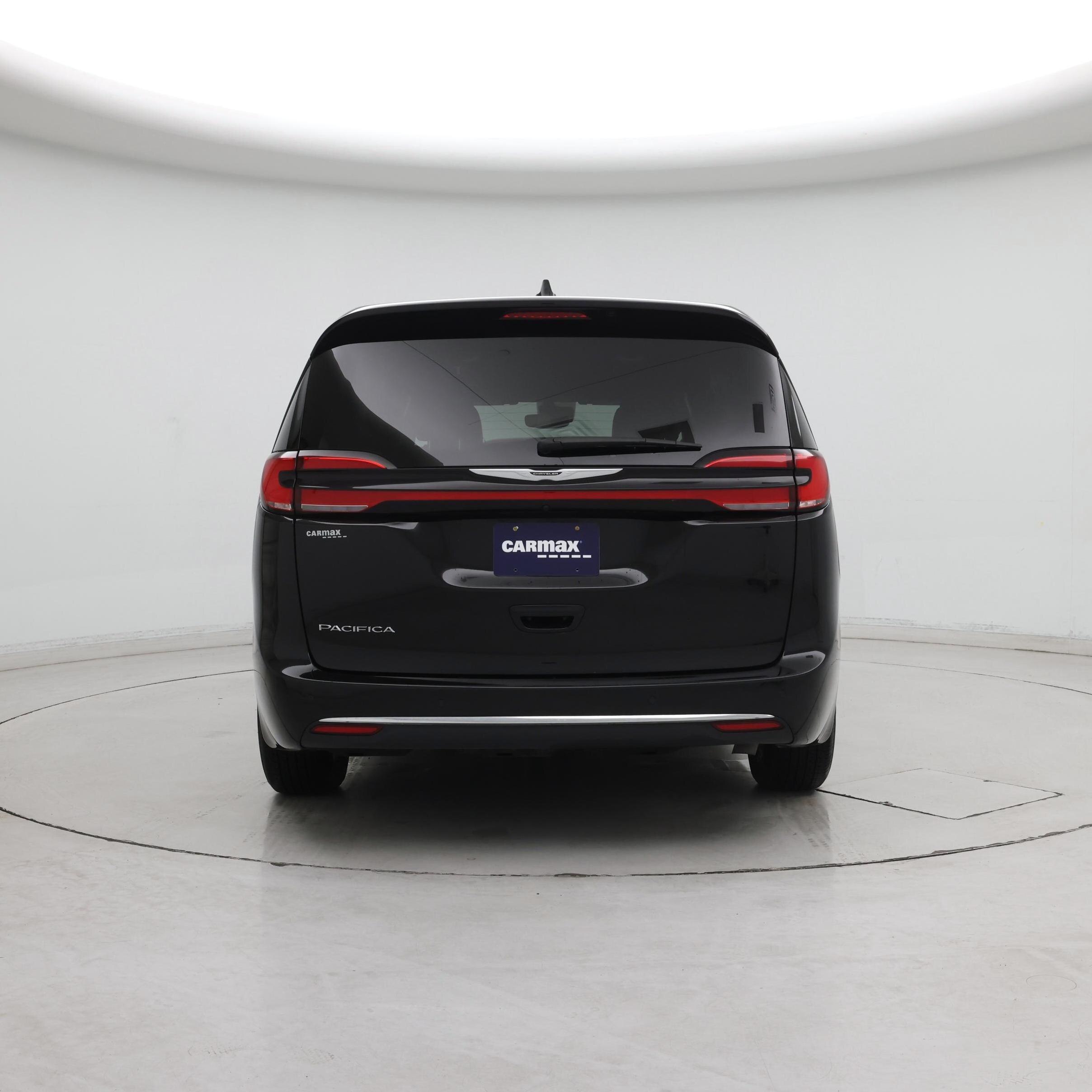 Thumbnail: 2025 Chrysler Pacifica - 6