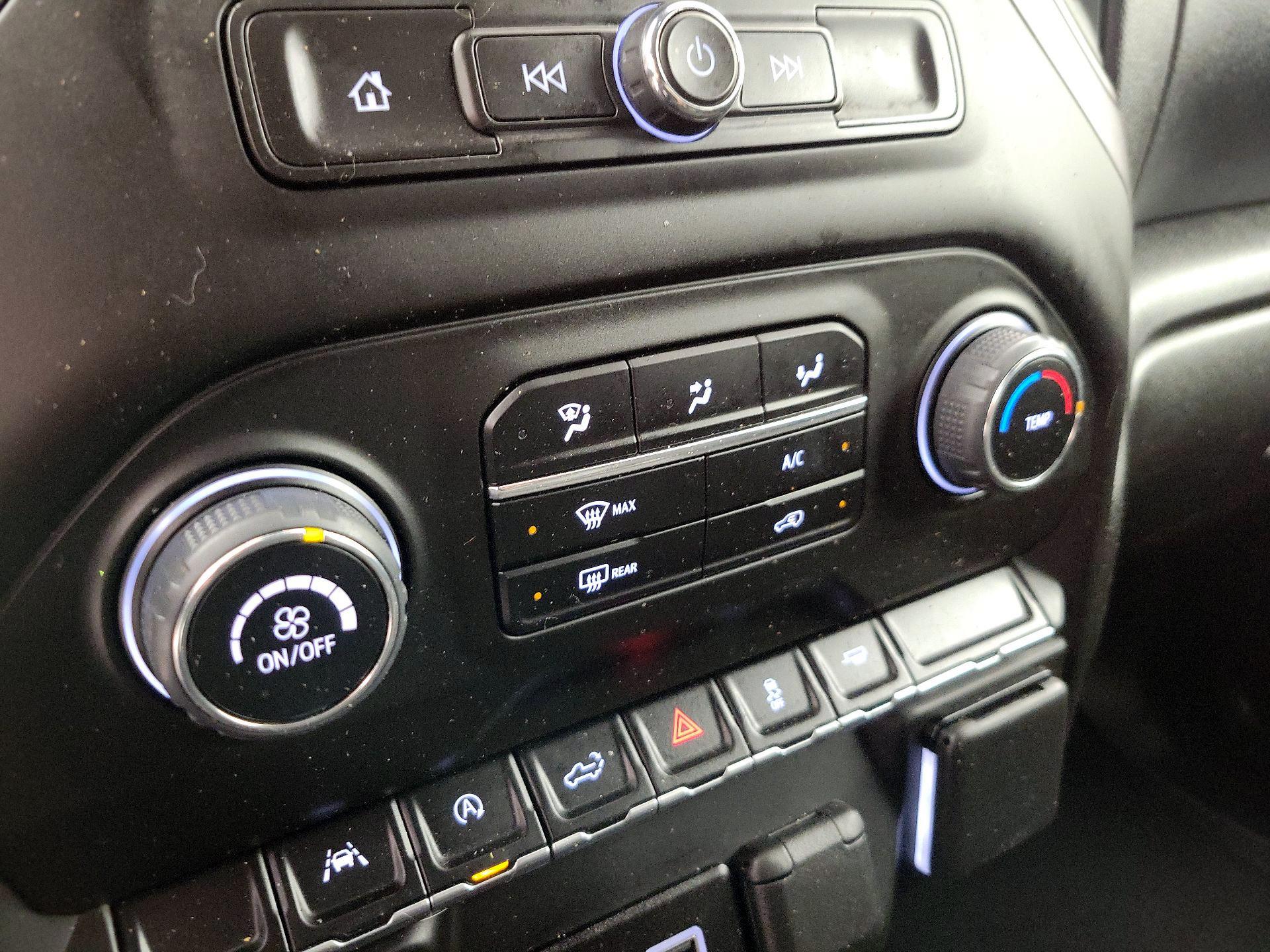 Thumbnail: 2024 Chevrolet Silverado 1500 - 16