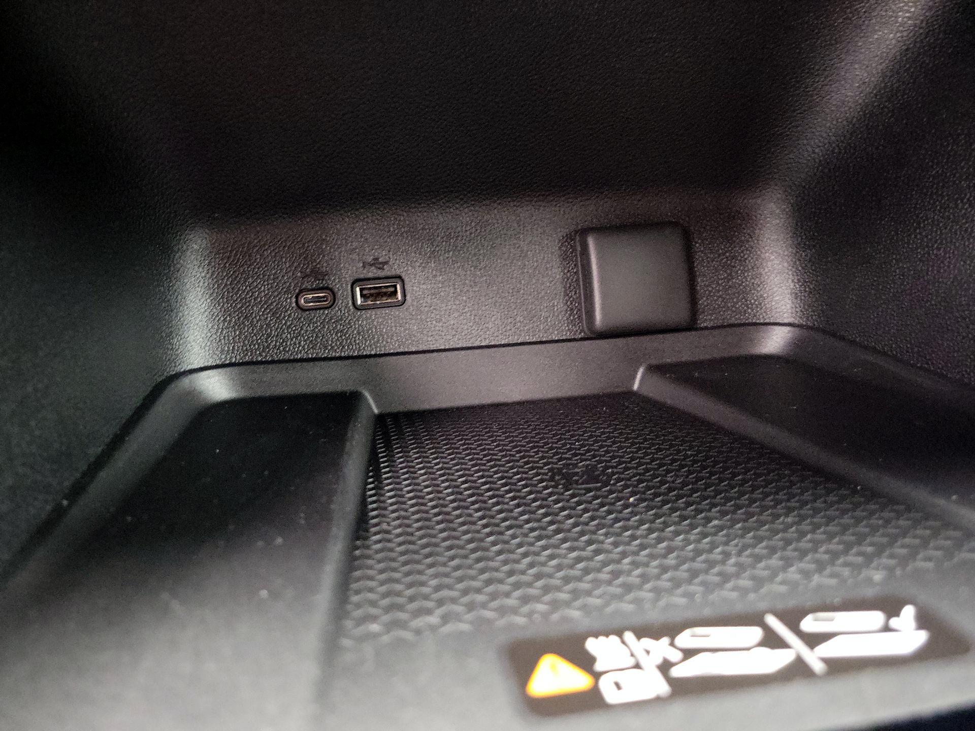 Thumbnail: 2025 Chevrolet Traverse - 19