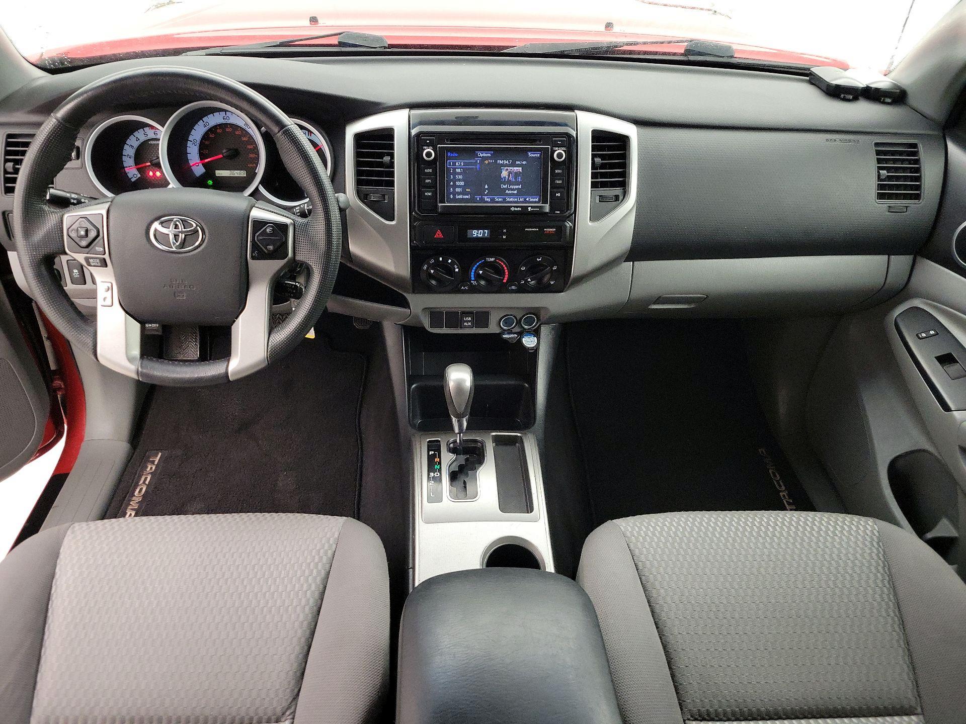 Thumbnail: 2014 Toyota Tacoma - 9