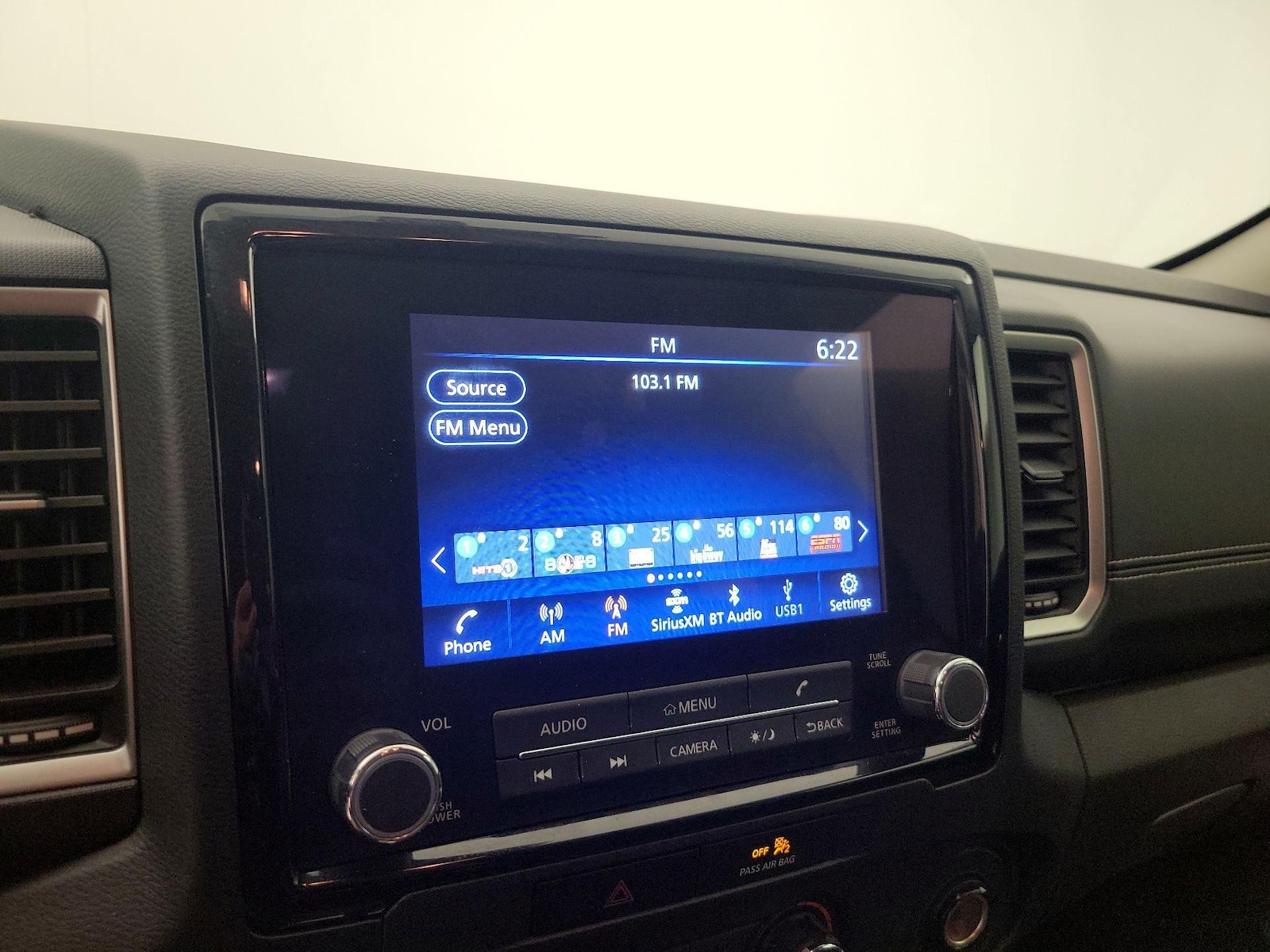 2023 Nissan Frontier SV - Photo 16