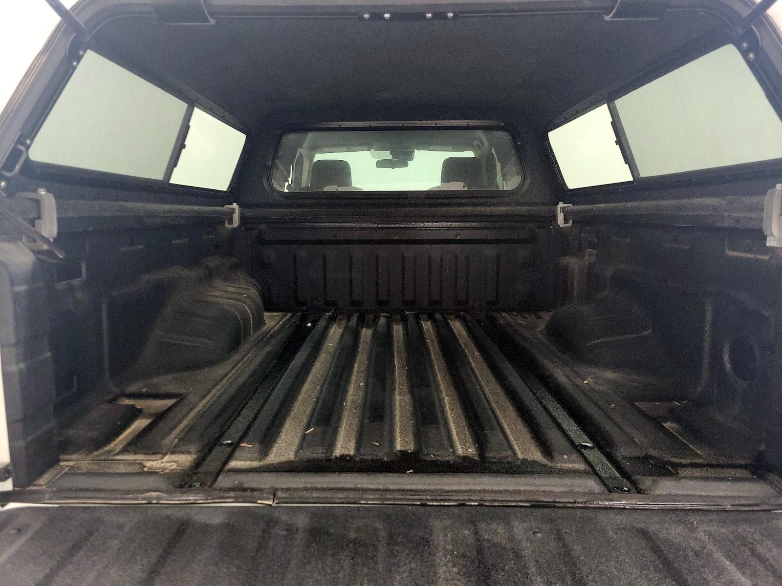 2023 Nissan Frontier SV - Photo 21