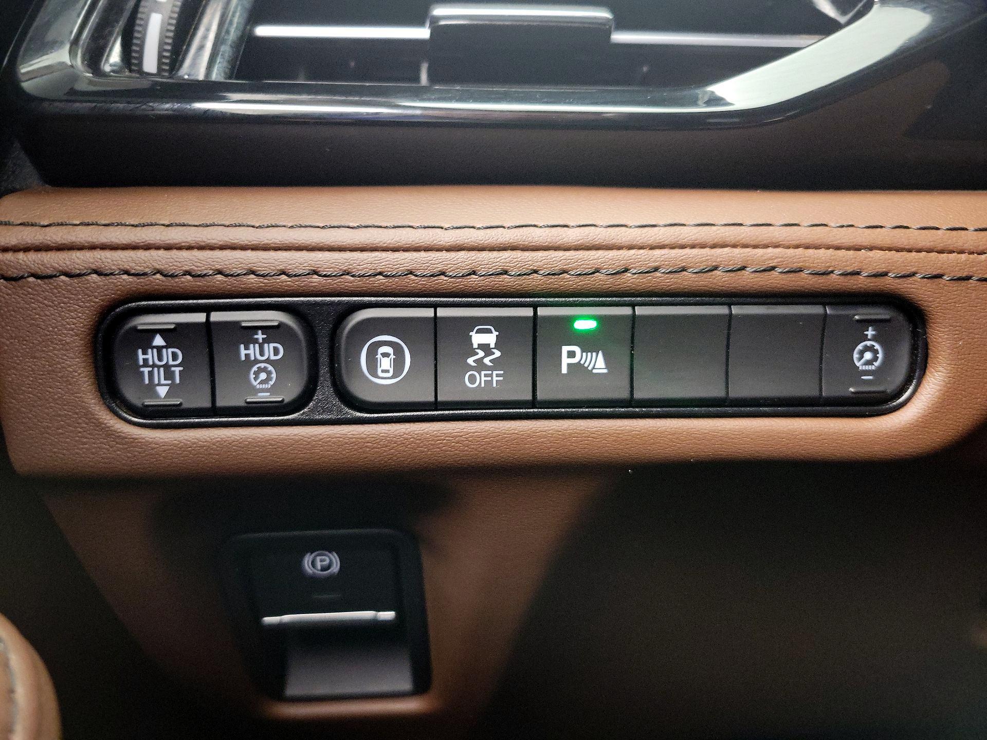 Thumbnail: 2023 Acura MDX - 13