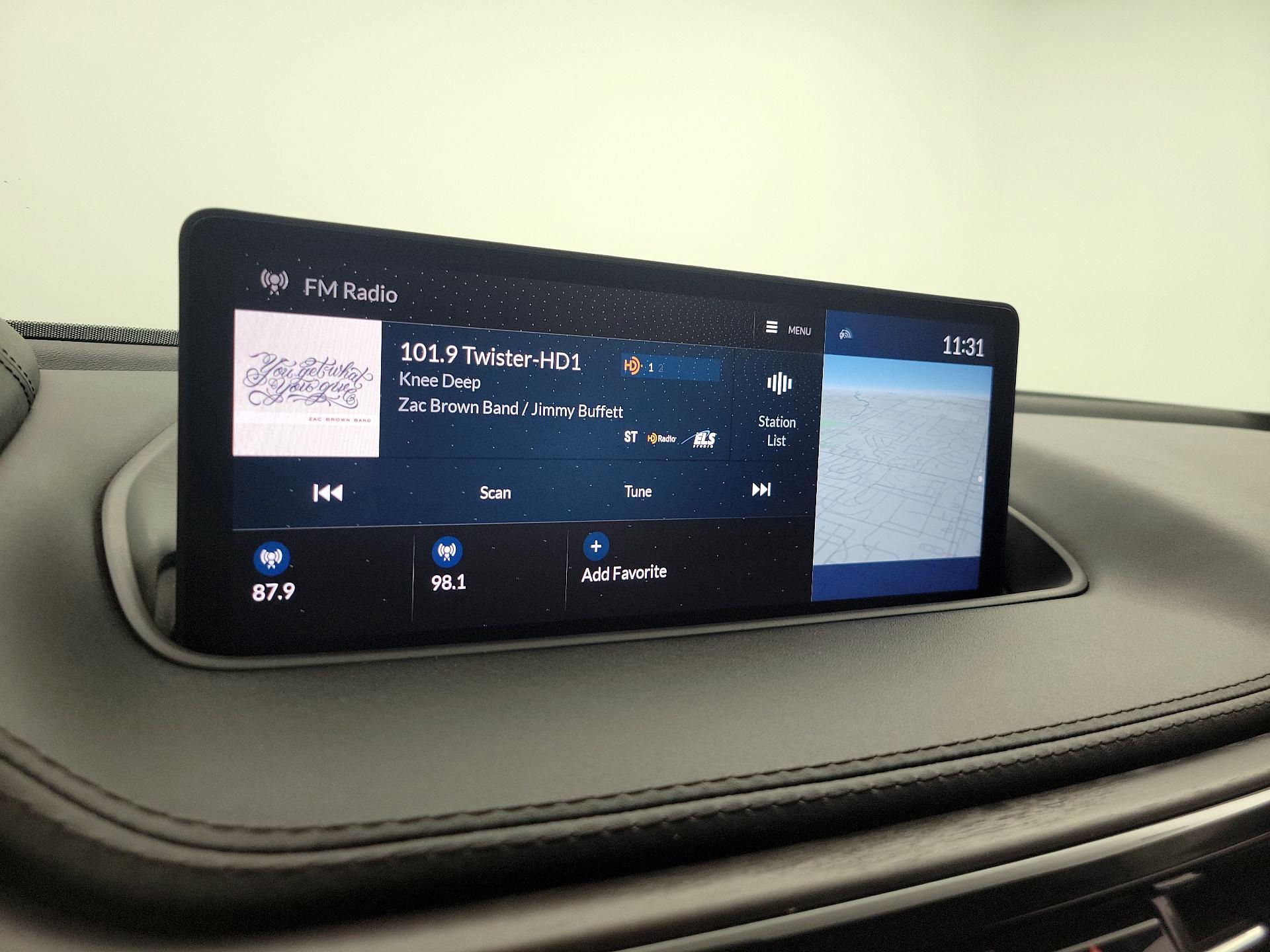 Thumbnail: 2023 Acura MDX - 16