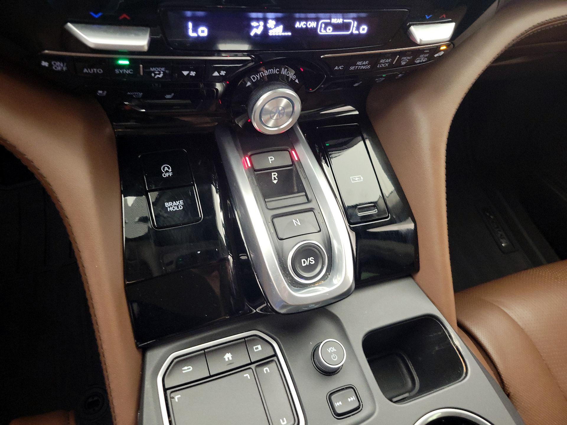 Thumbnail: 2023 Acura MDX - 18