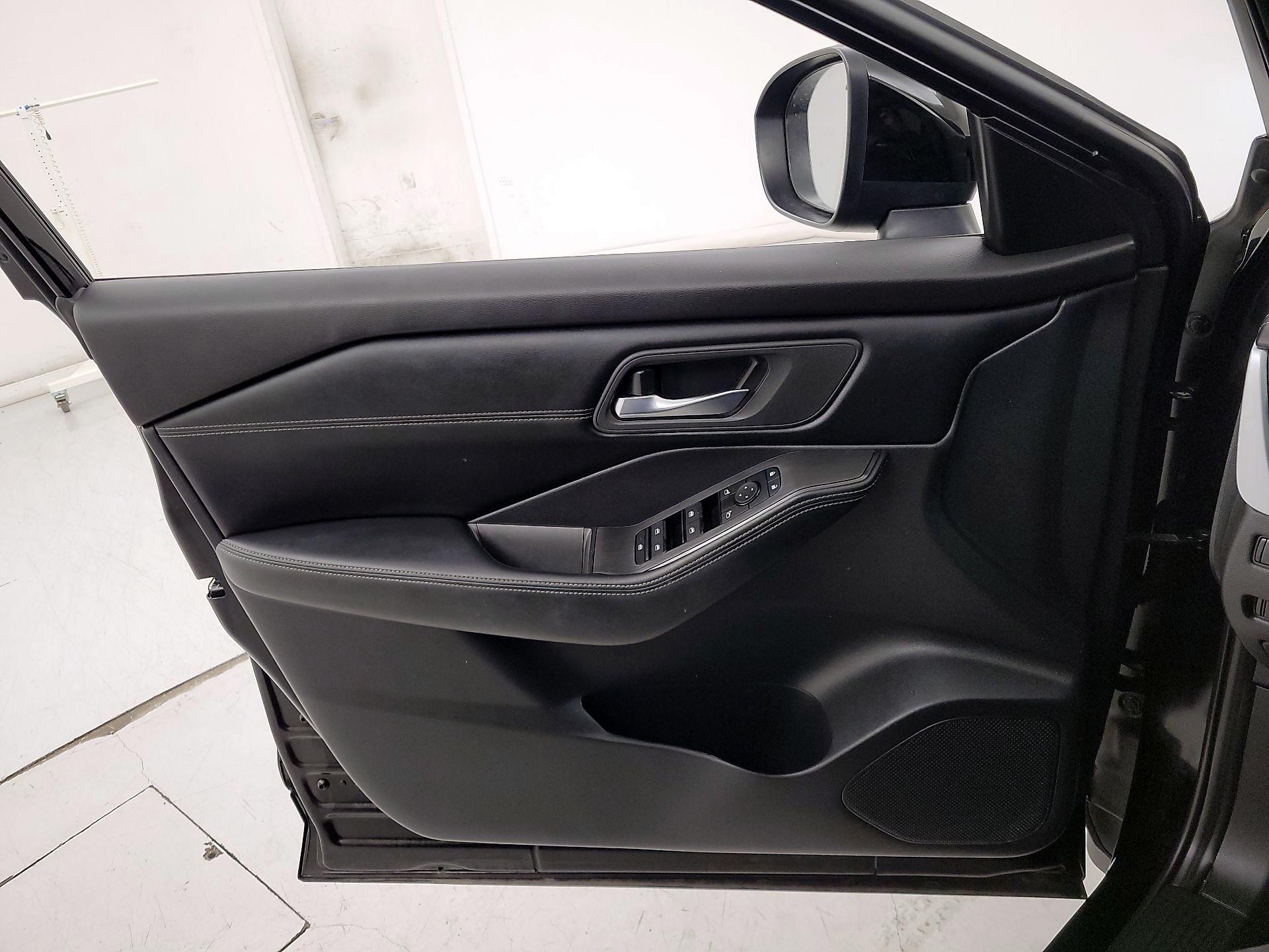 Thumbnail: 2024 Nissan Rogue - 12