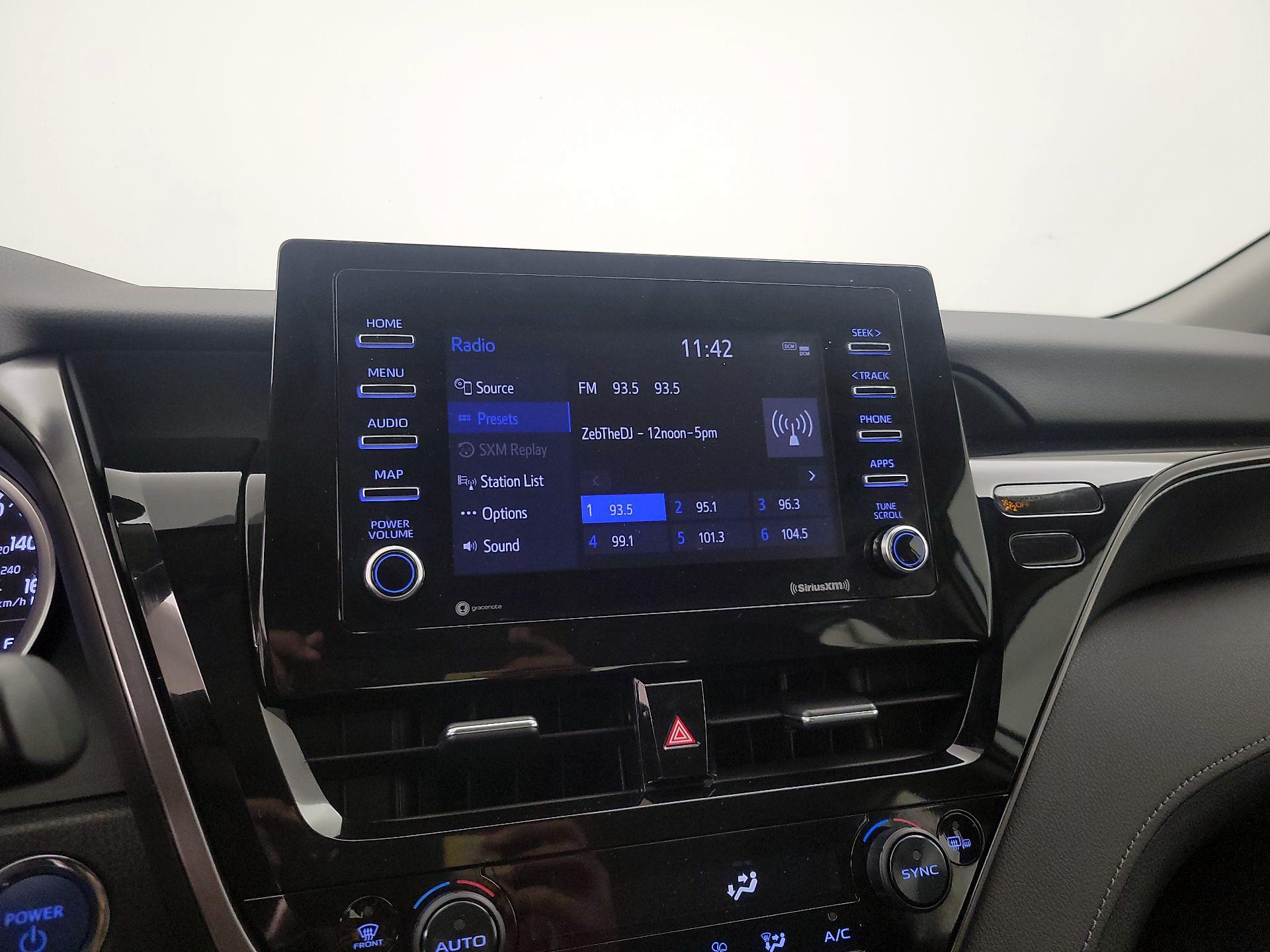 Thumbnail: 2021 Toyota Camry - 15