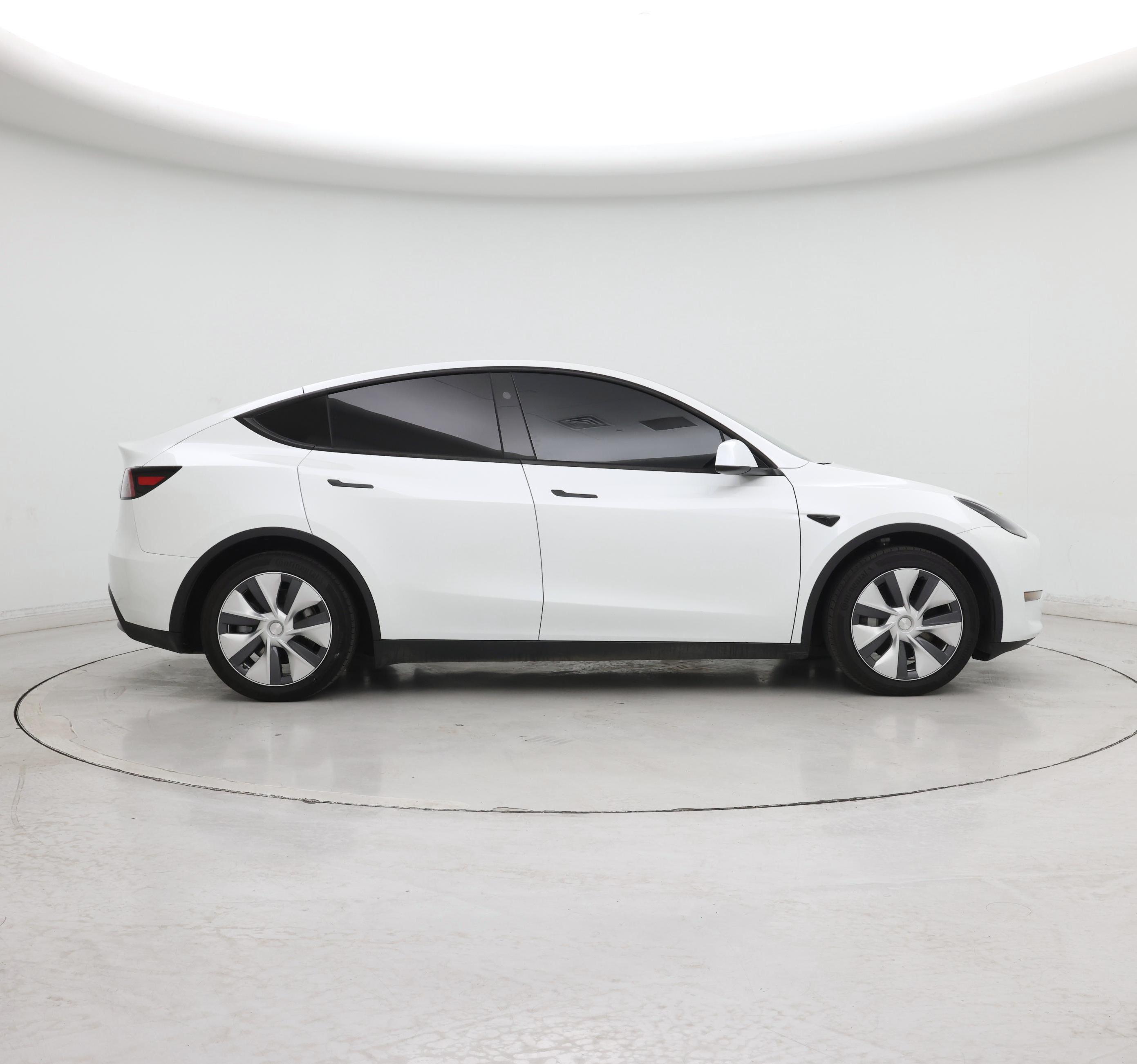 Thumbnail: 2024 Tesla Model Y - 7