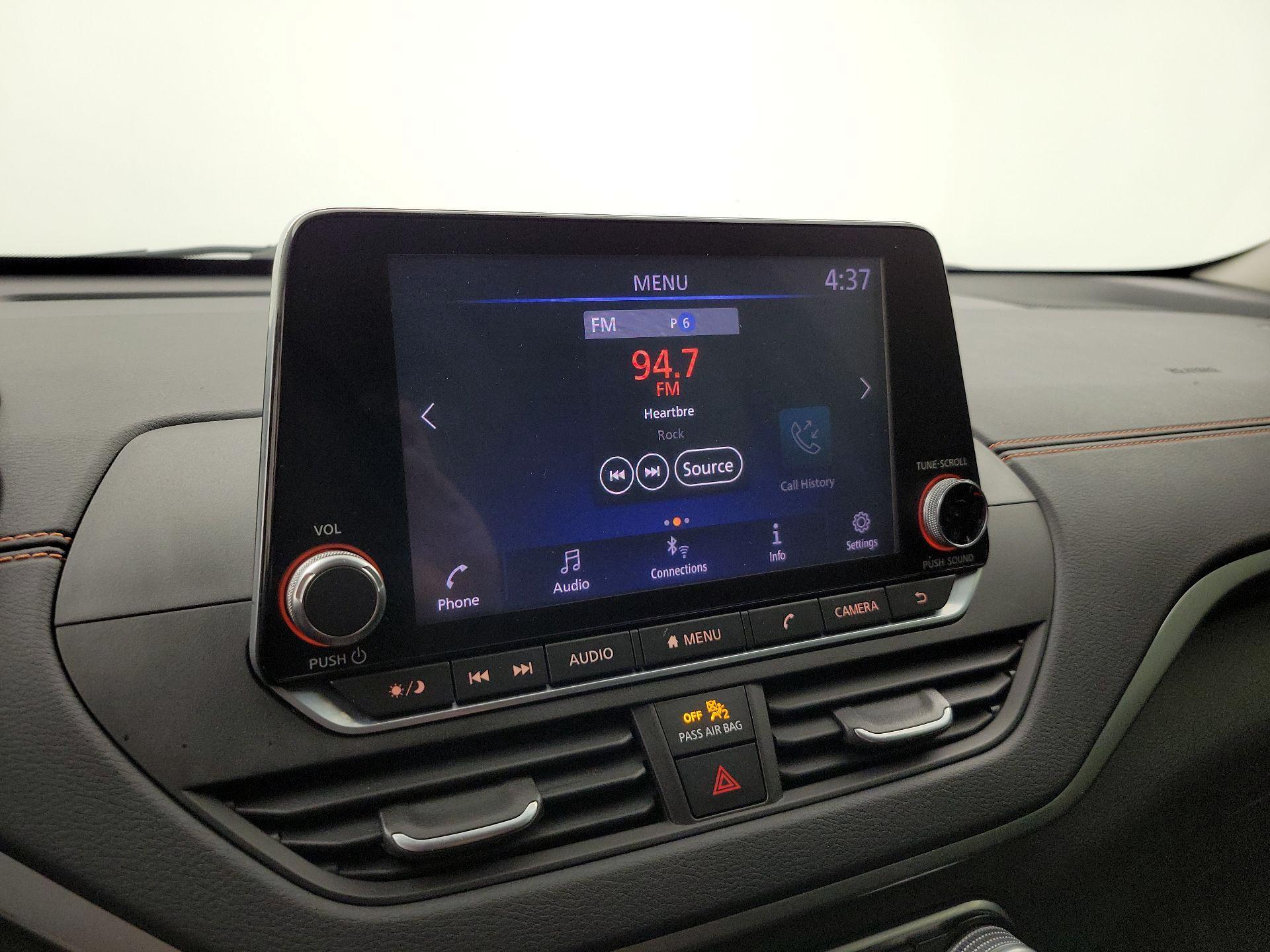 Thumbnail: 2020 Nissan Altima - 15