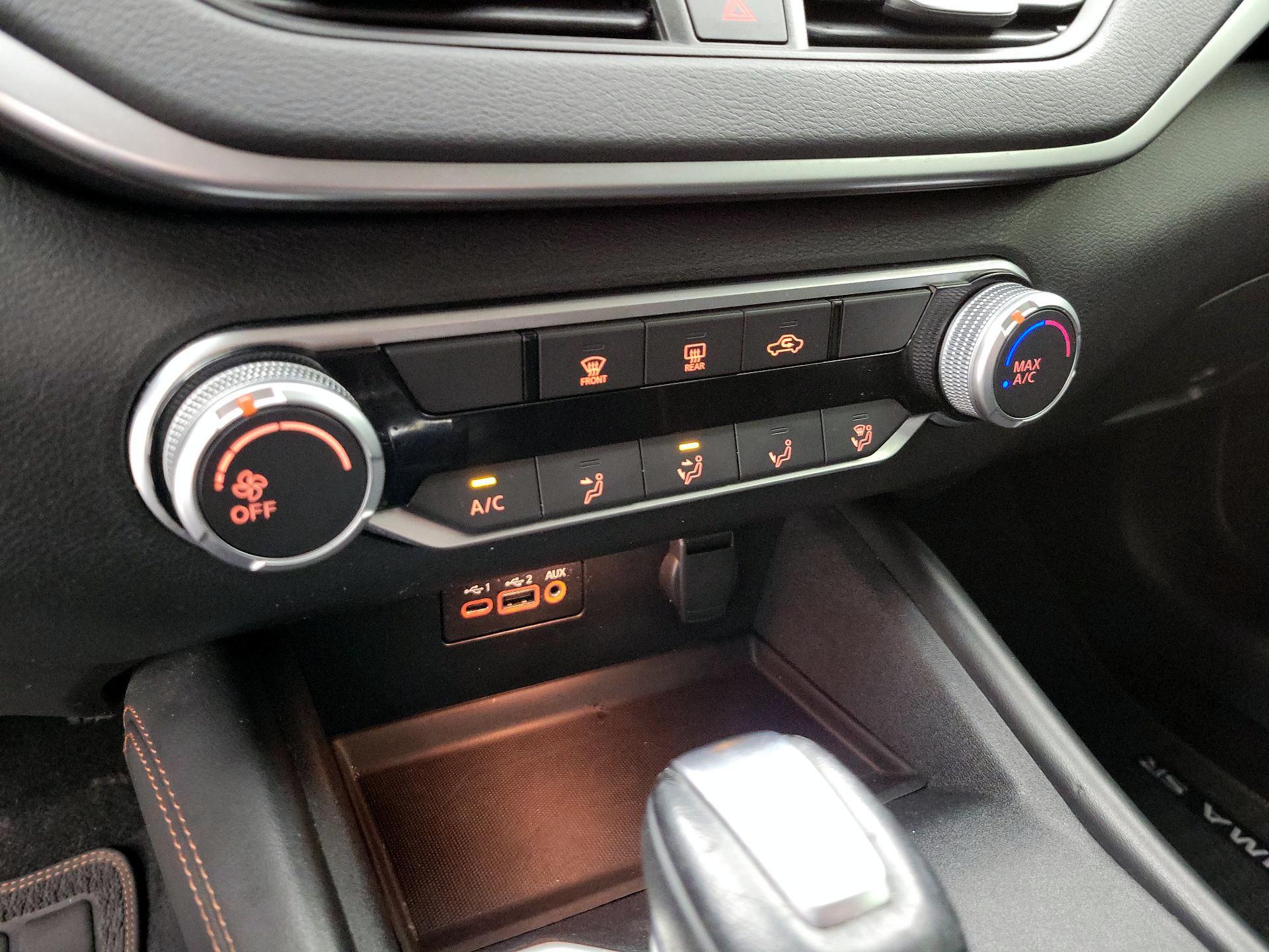 Thumbnail: 2020 Nissan Altima - 16