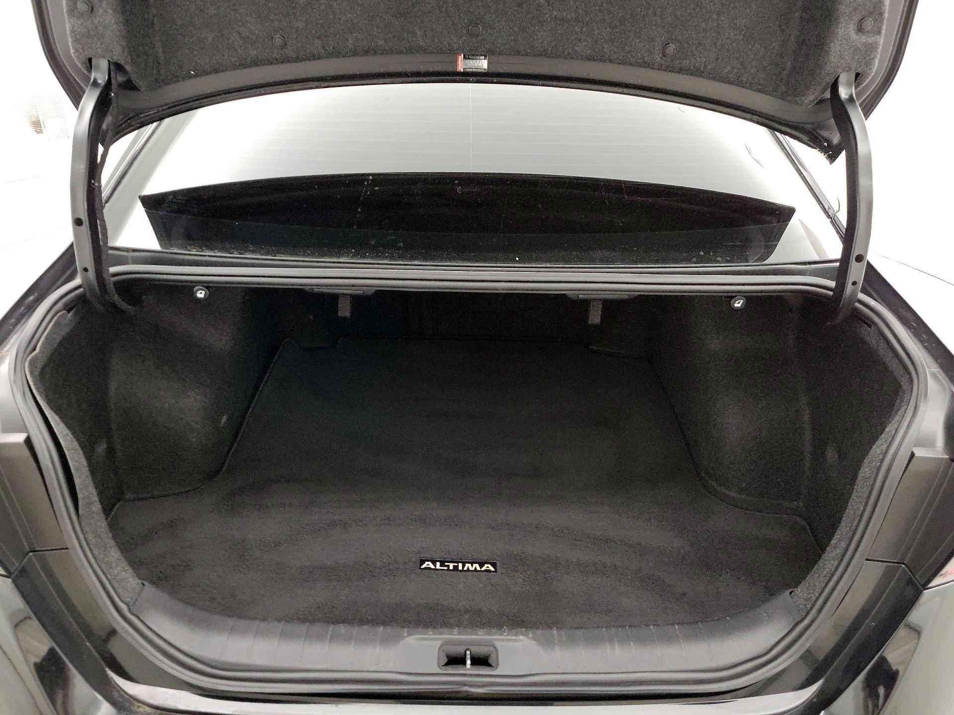 Thumbnail: 2020 Nissan Altima - 20