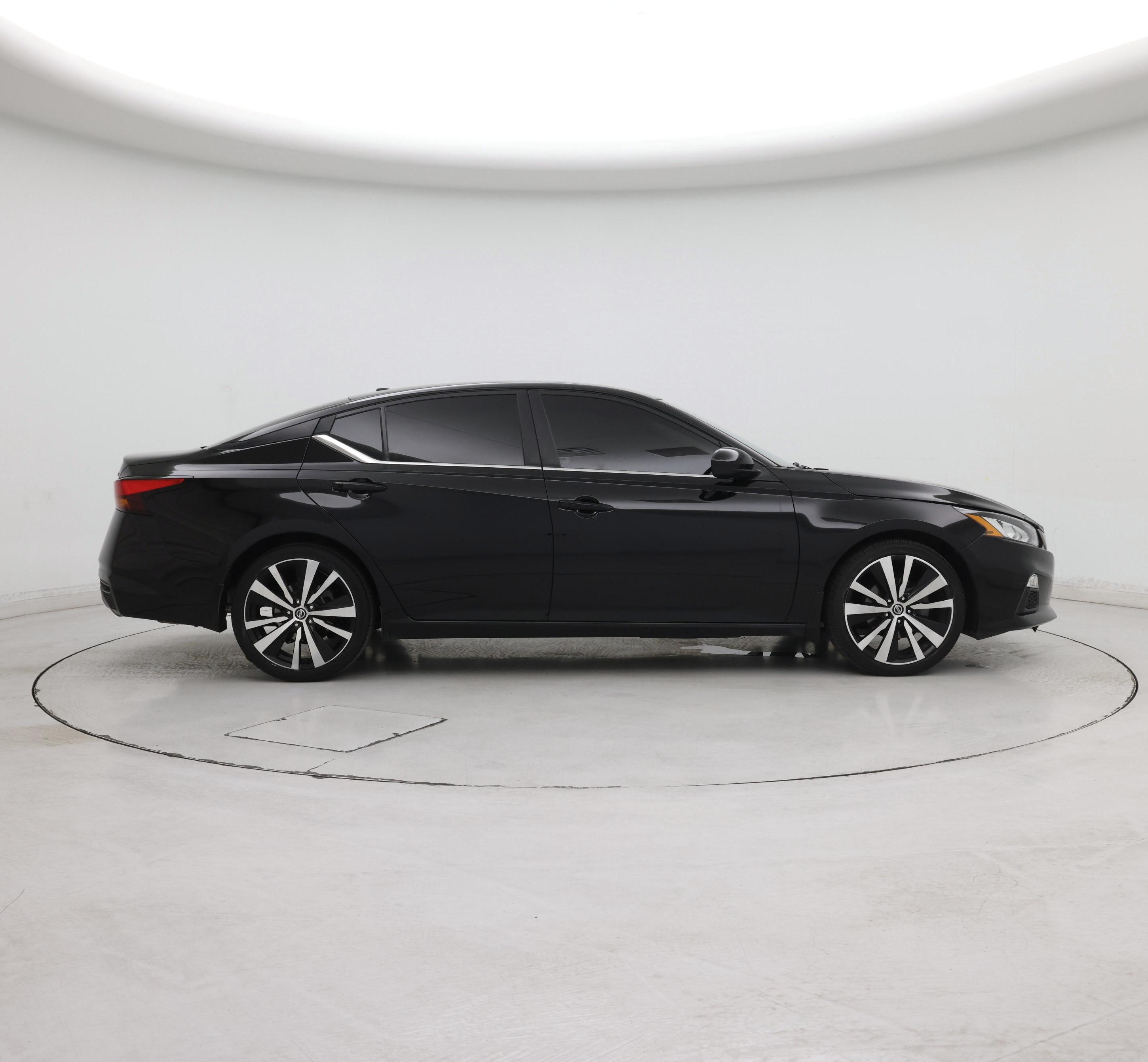 Thumbnail: 2020 Nissan Altima - 7