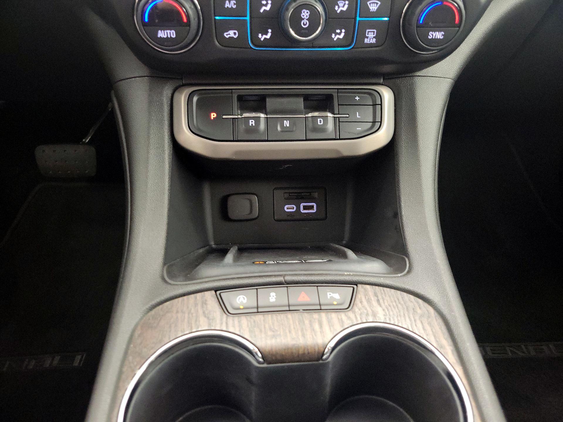 Thumbnail: 2021 GMC Acadia - 18