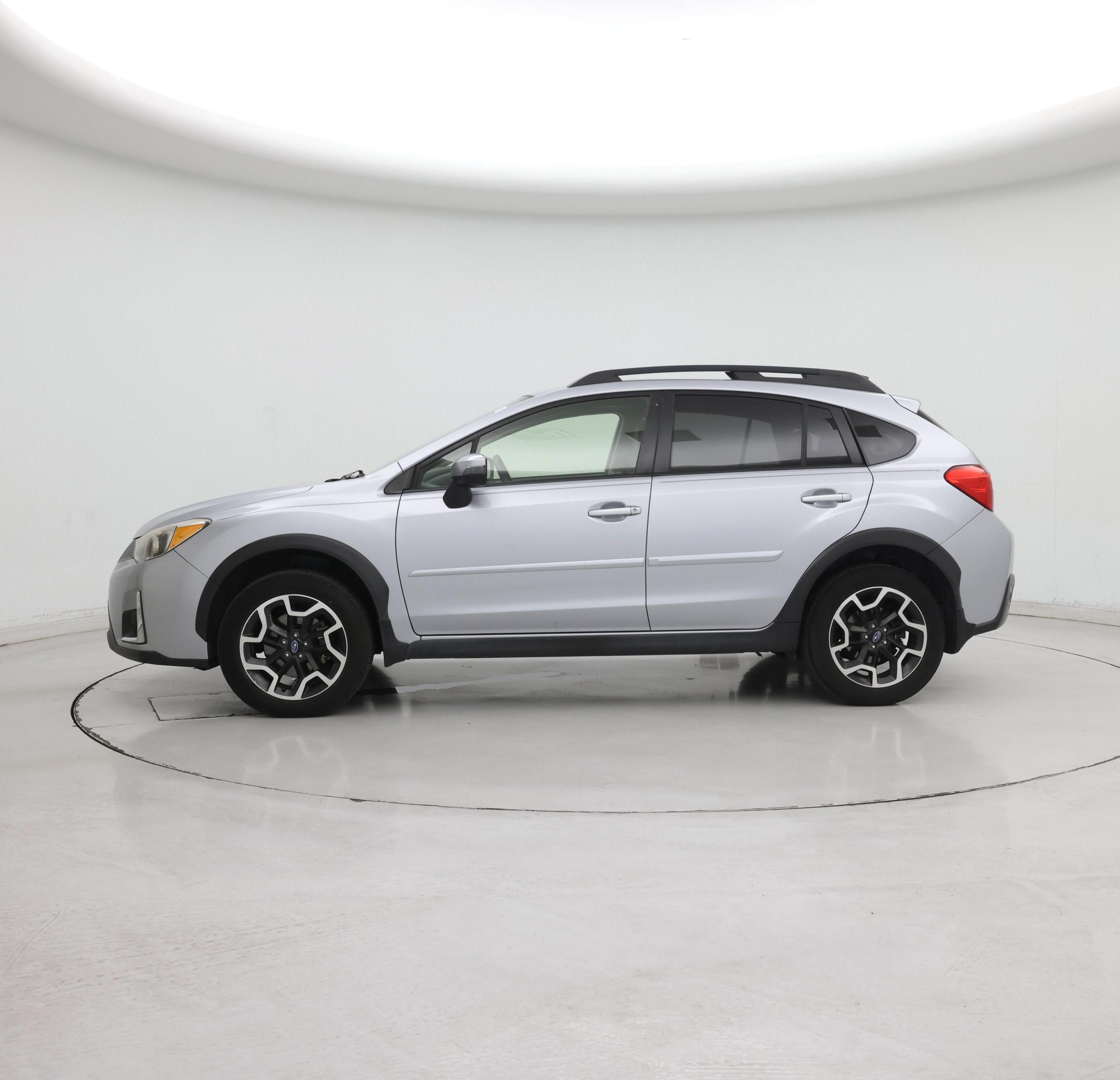 Thumbnail: 2016 Subaru XV Crosstrek - 3