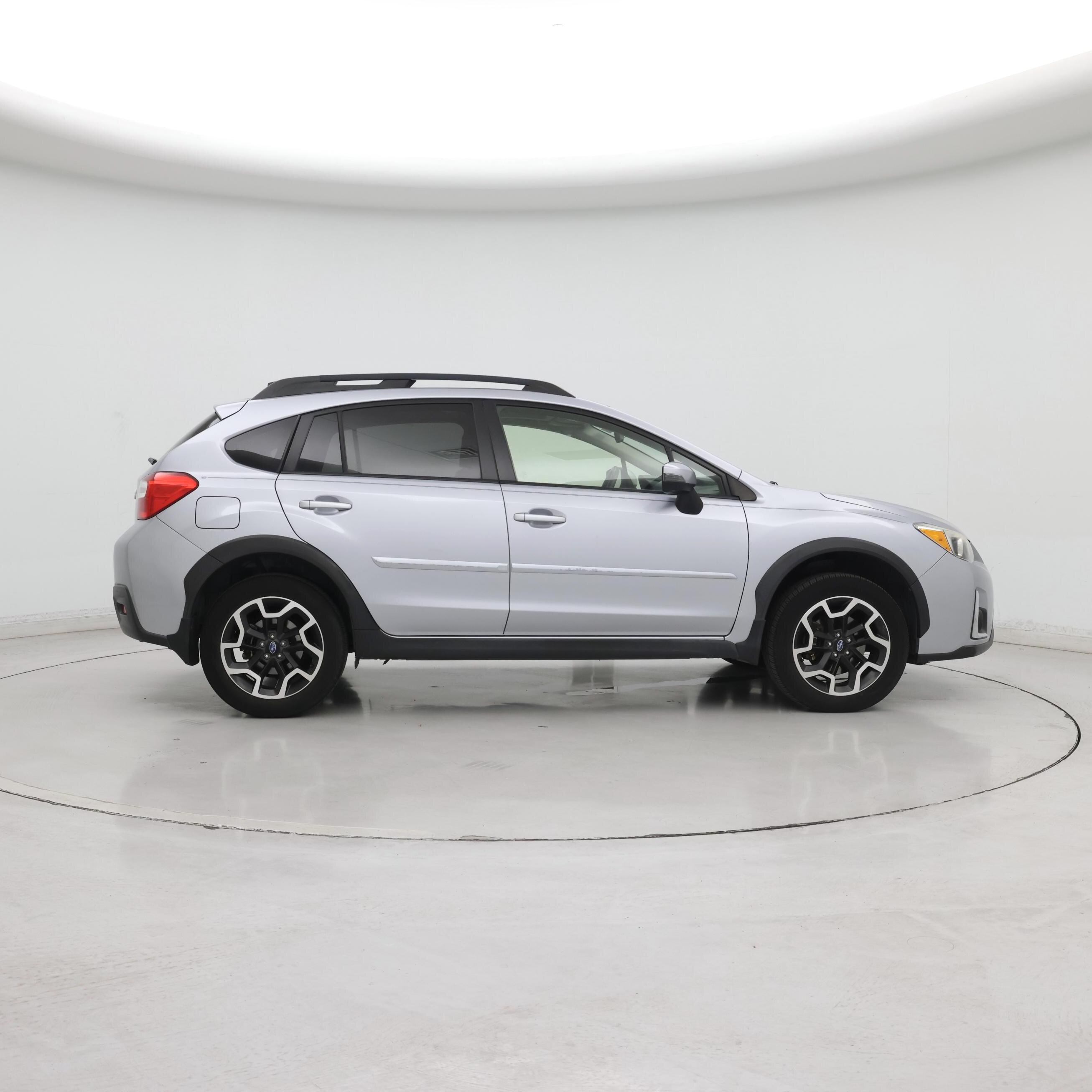 Thumbnail: 2016 Subaru XV Crosstrek - 7