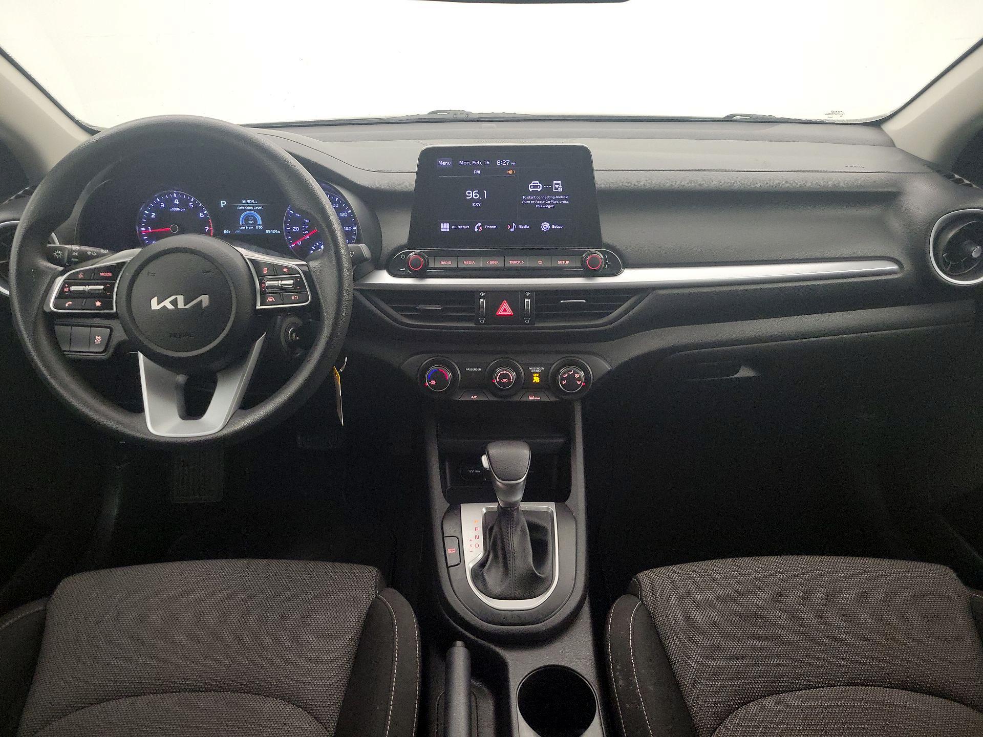 Thumbnail: 2023 Kia Forte - 9