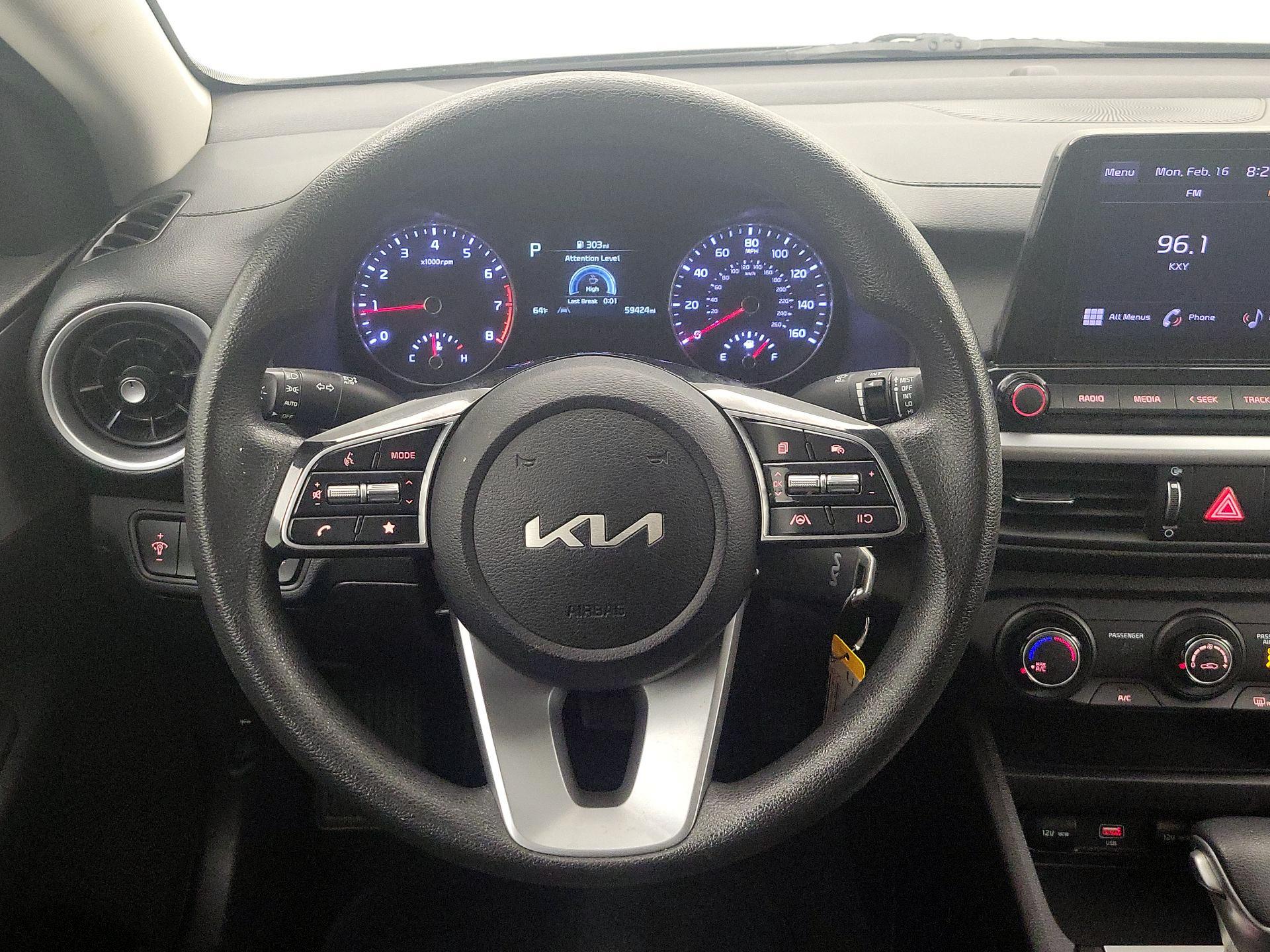 Thumbnail: 2023 Kia Forte - 10