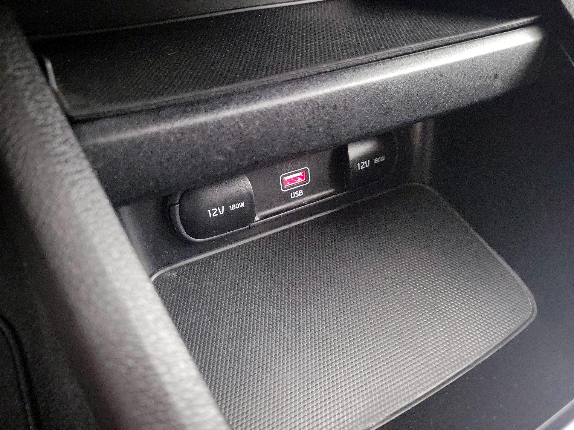 Thumbnail: 2023 Kia Forte - 18