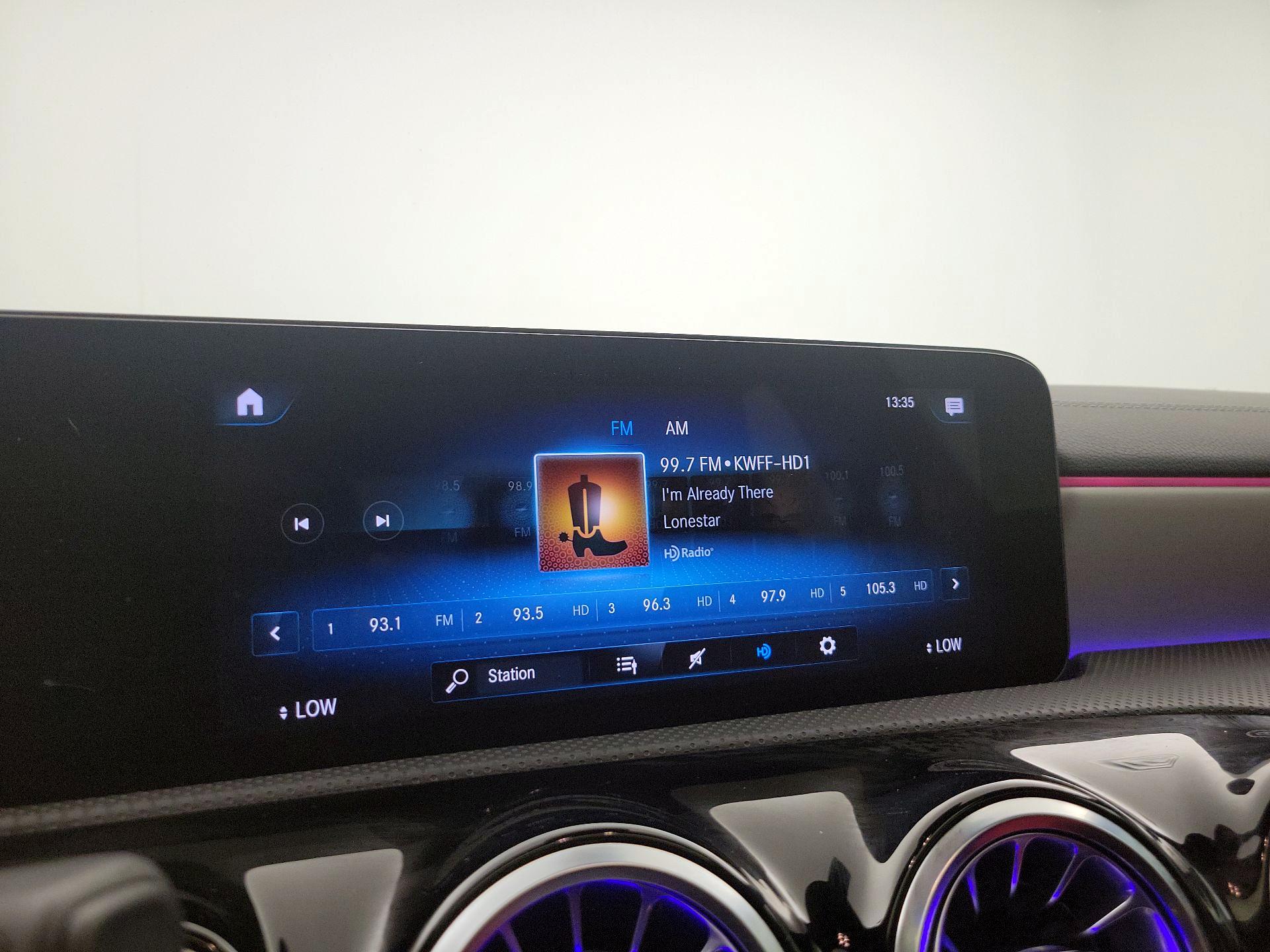 Thumbnail: 2023 Mercedes-Benz CLA - 13