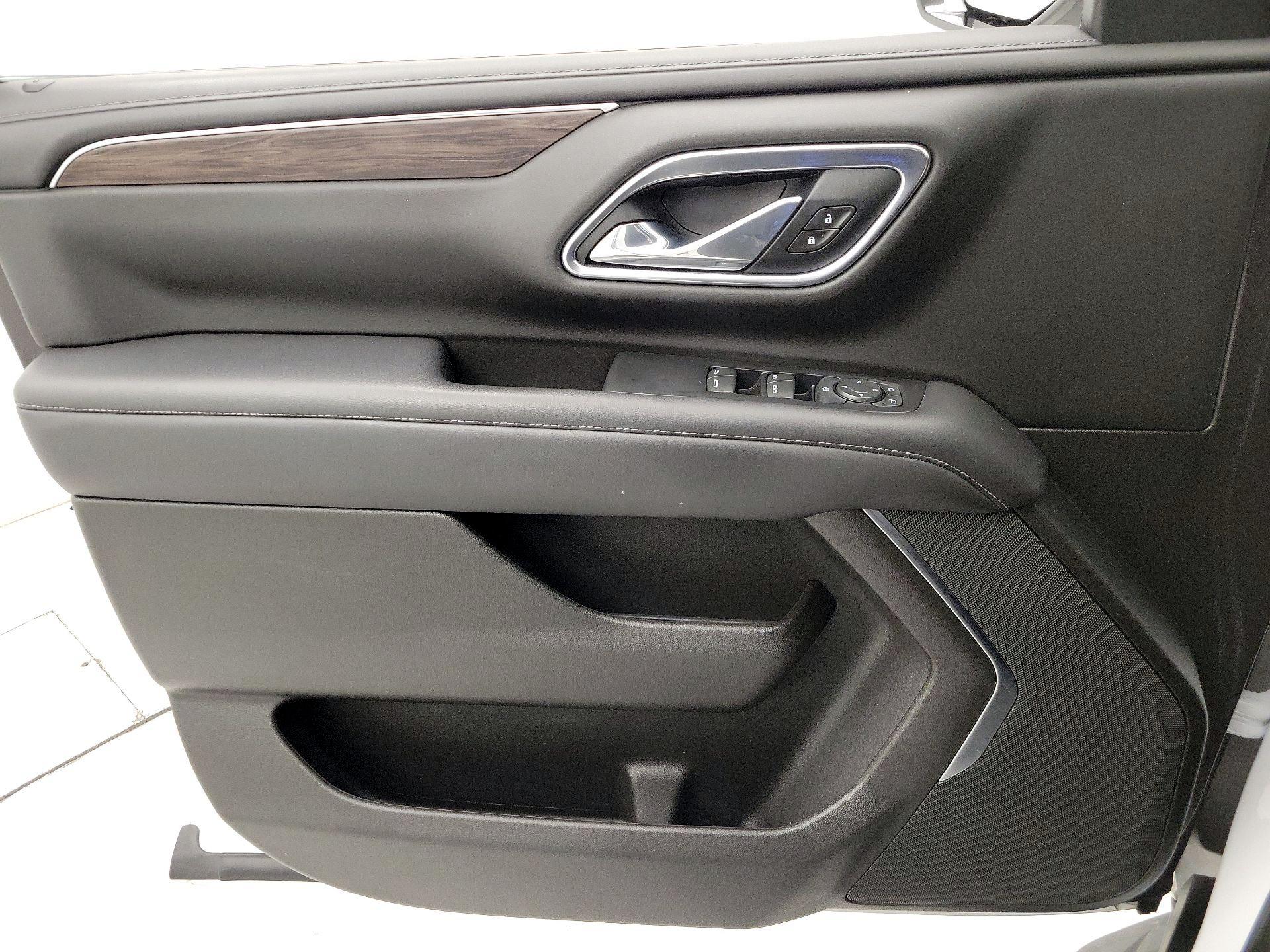 Thumbnail: 2021 Chevrolet Tahoe - 12