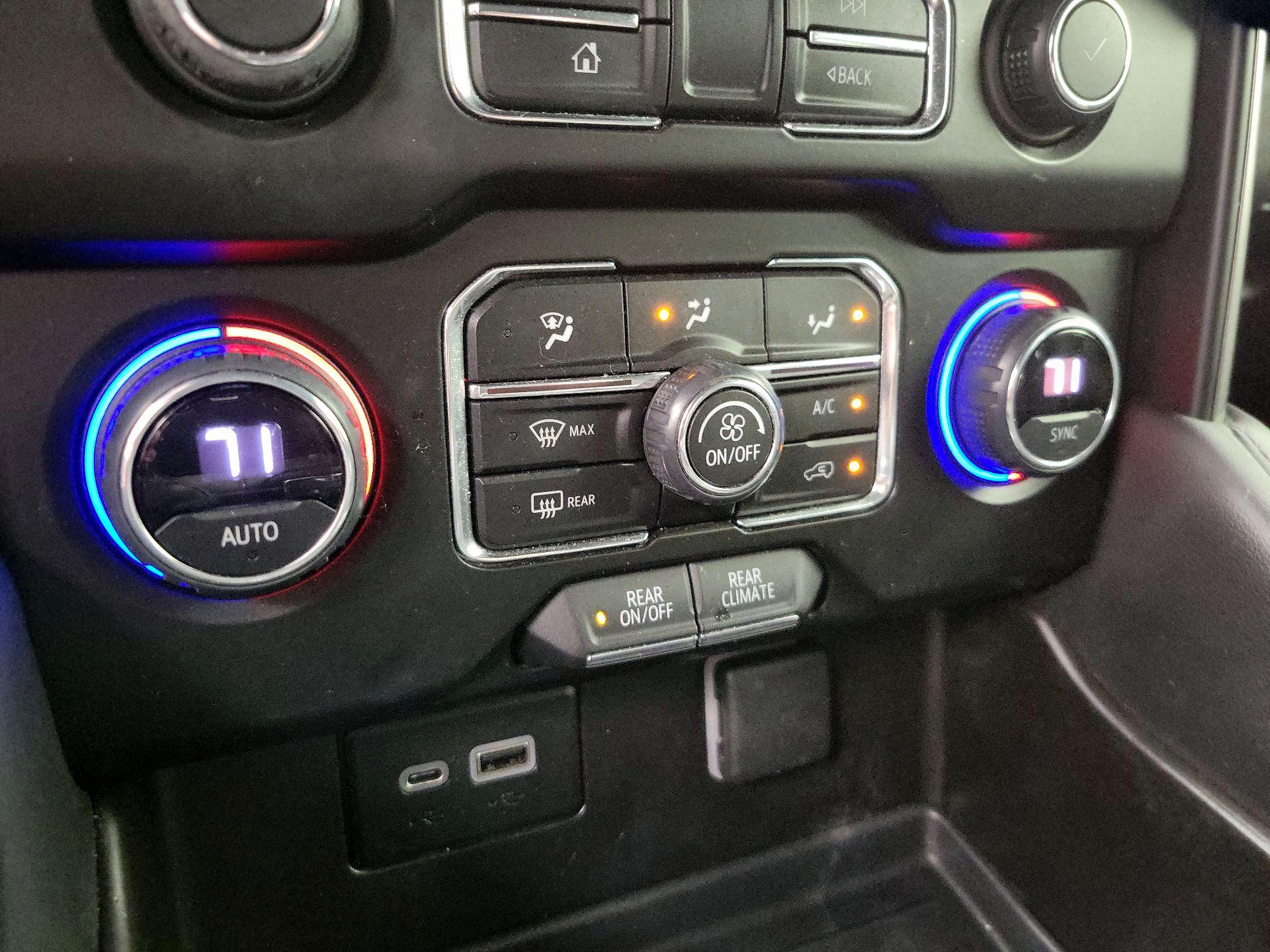 Thumbnail: 2021 Chevrolet Tahoe - 16