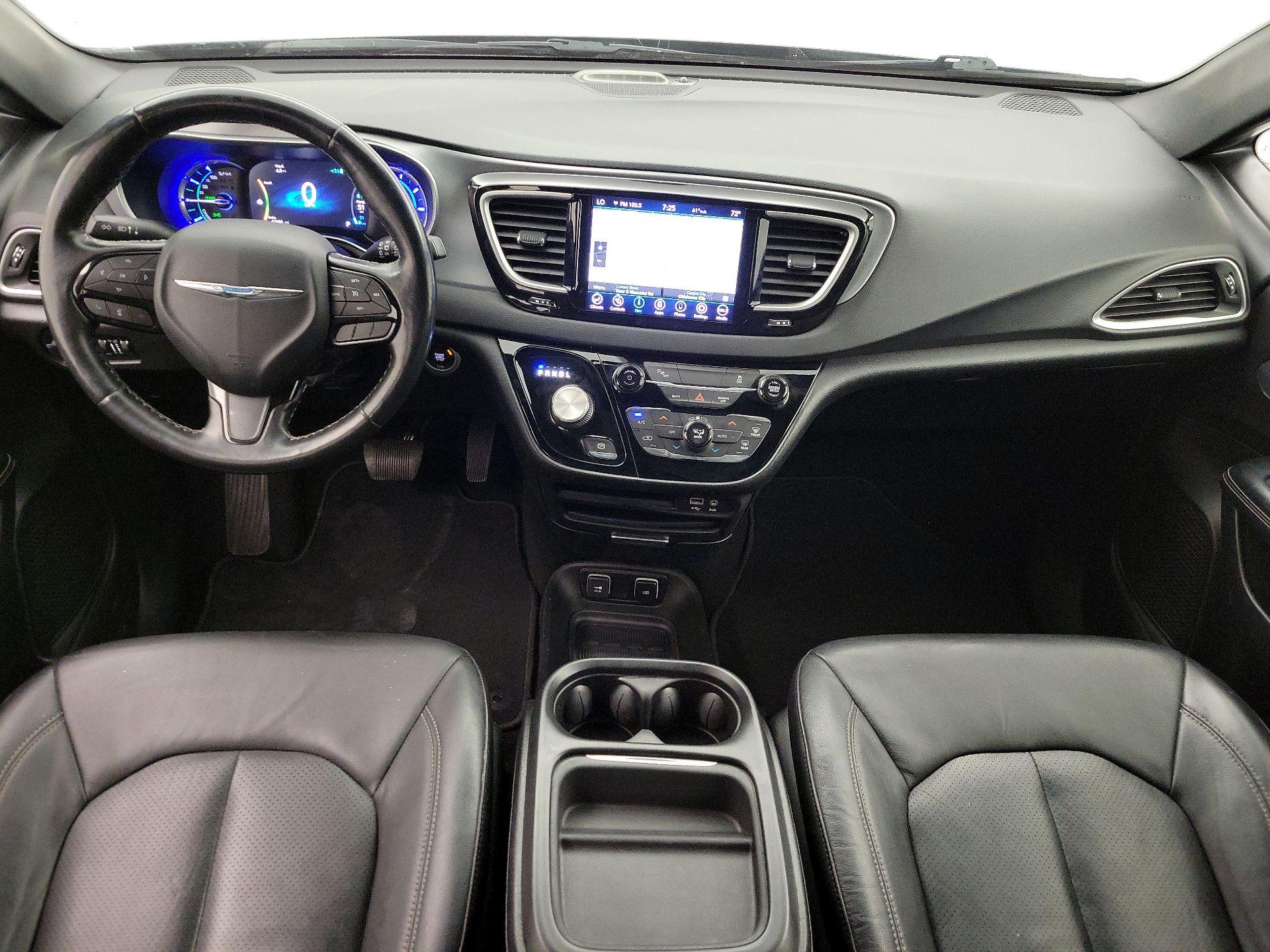 Thumbnail: 2020 Chrysler Pacifica - 9