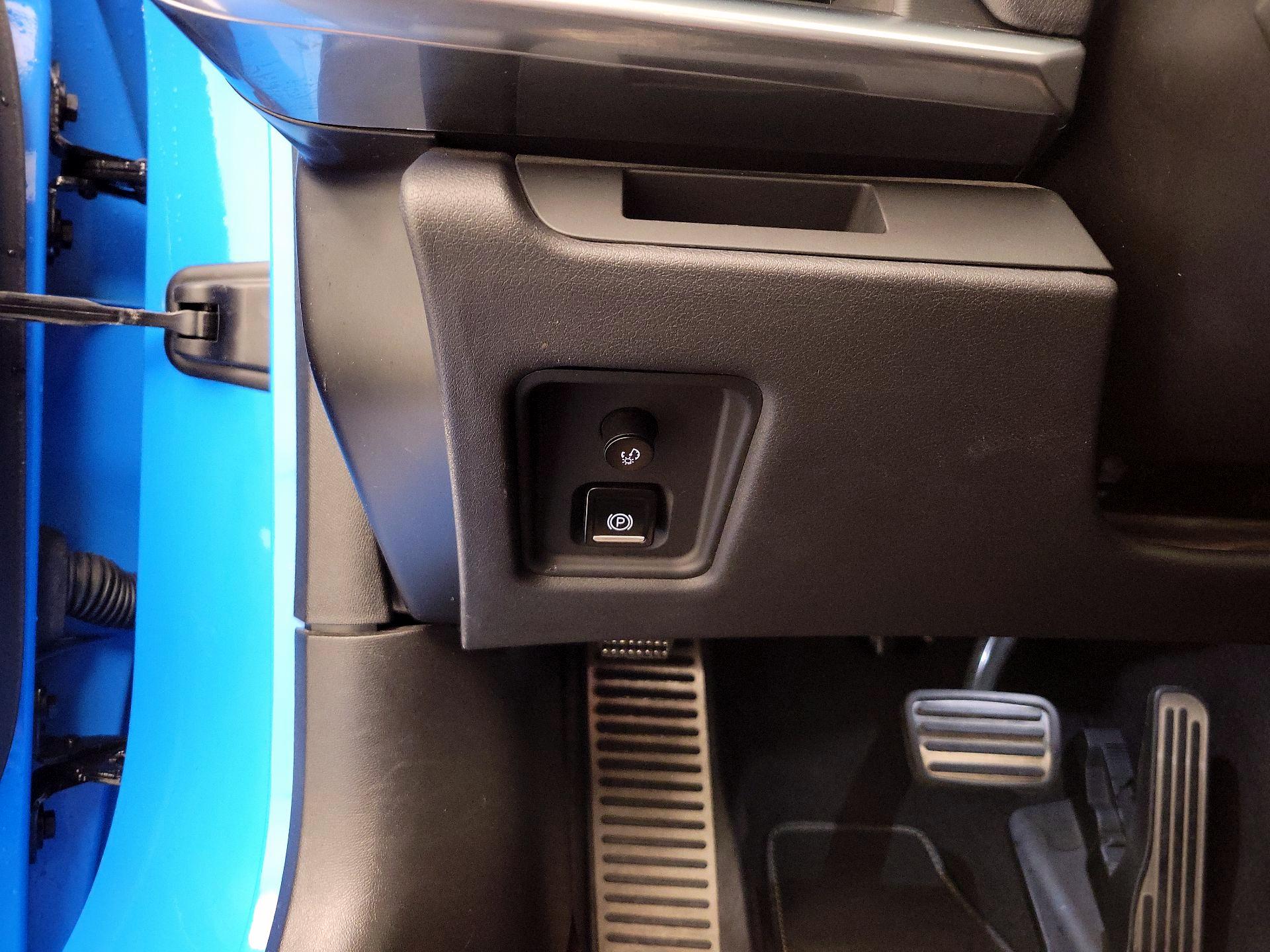 Thumbnail: 2023 Chevrolet Corvette - 13