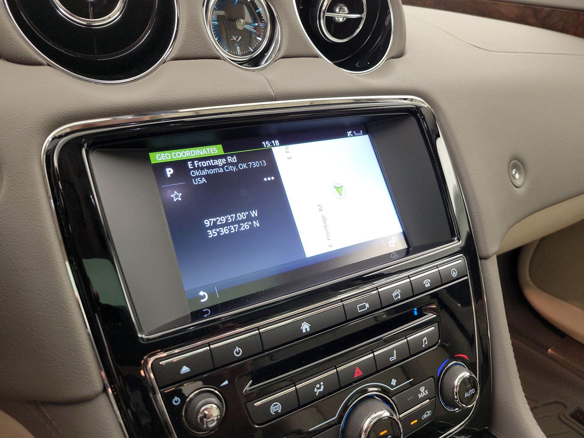 Thumbnail: 2016 Jaguar XJ - 14