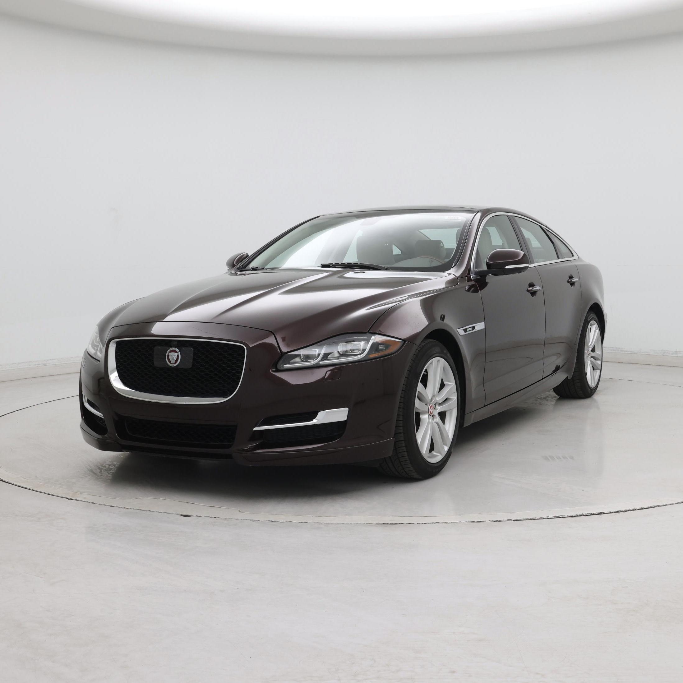 Thumbnail: 2016 Jaguar XJ - 4