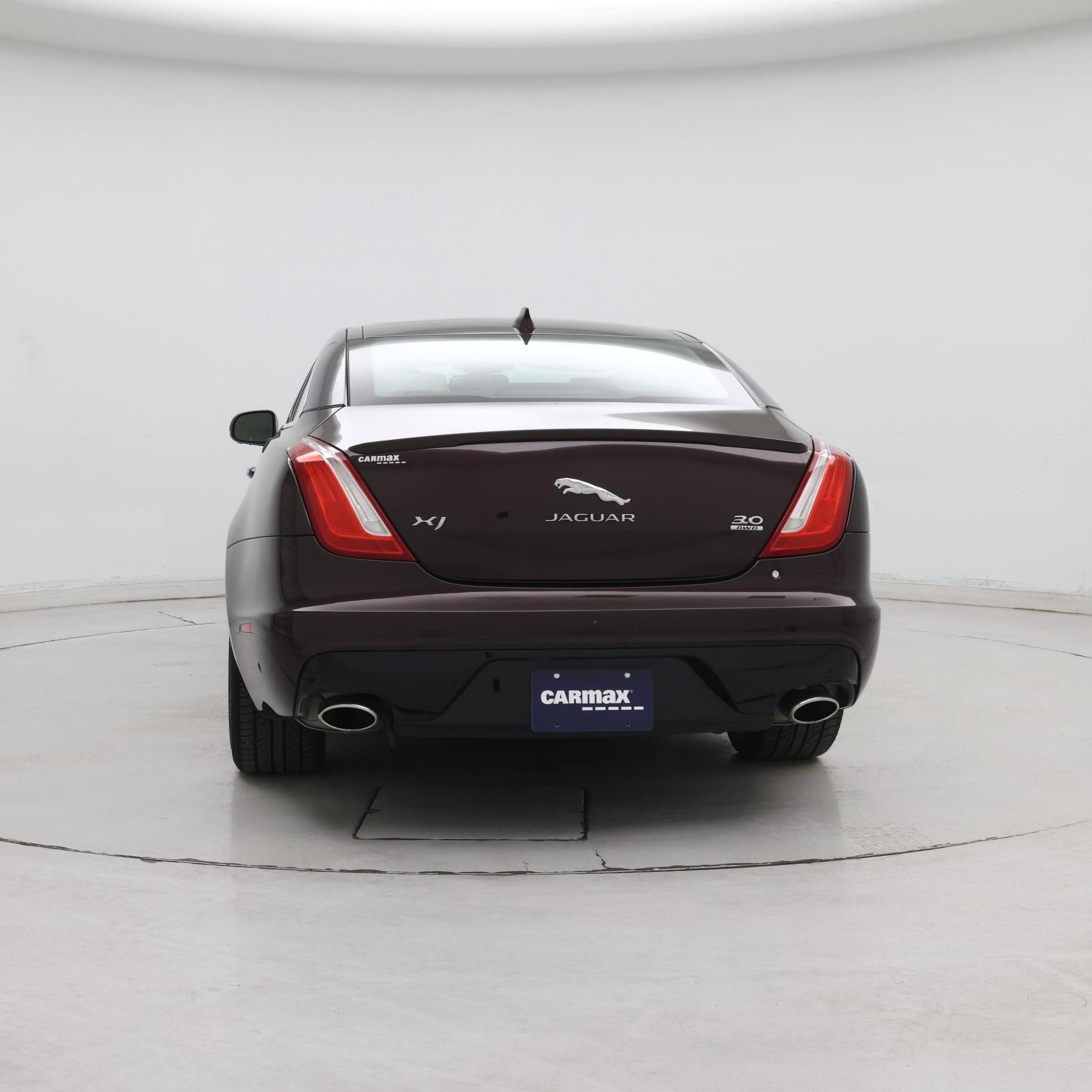 Thumbnail: 2016 Jaguar XJ - 6