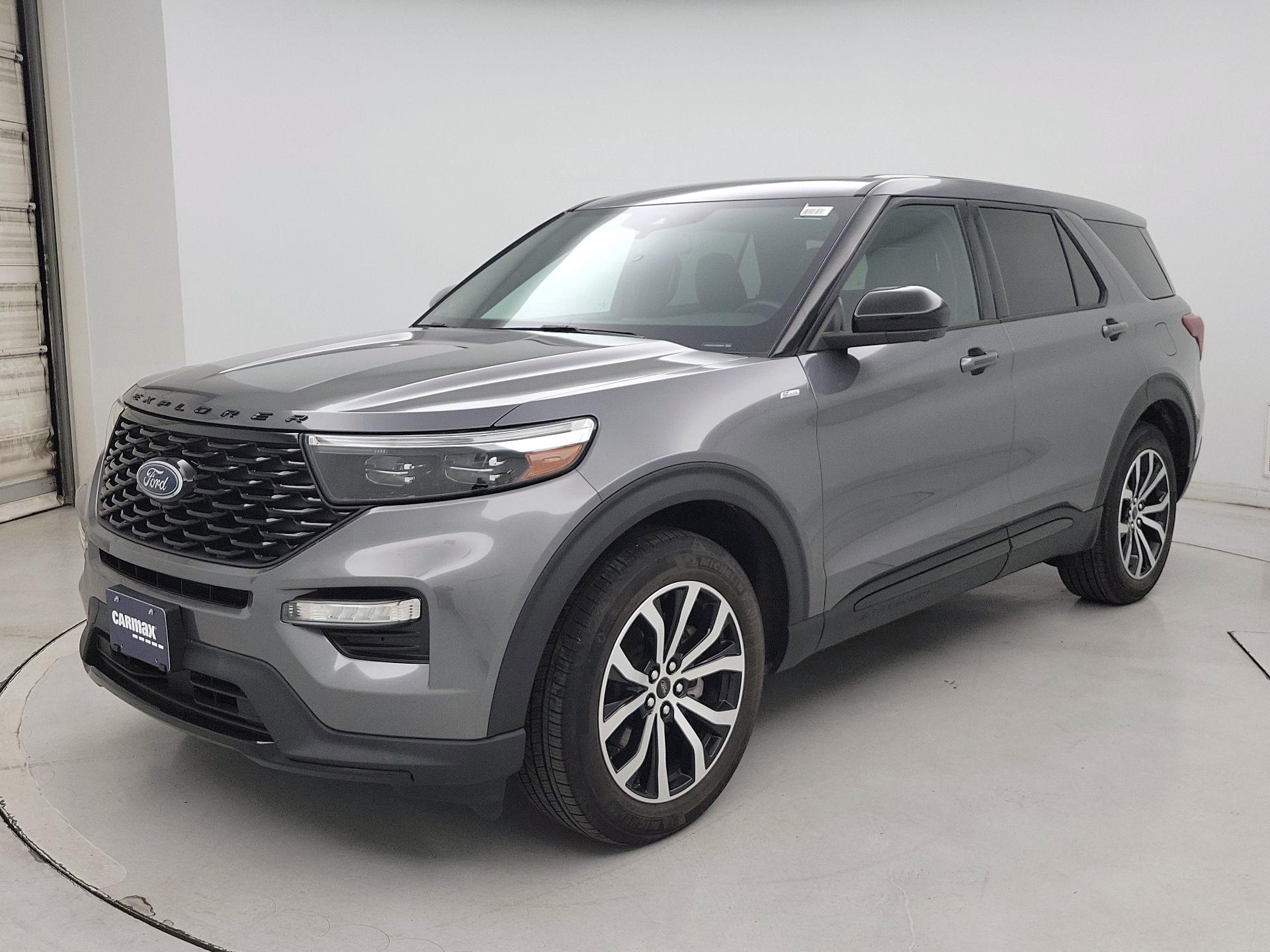 Thumbnail: 2022 Ford Explorer - 3