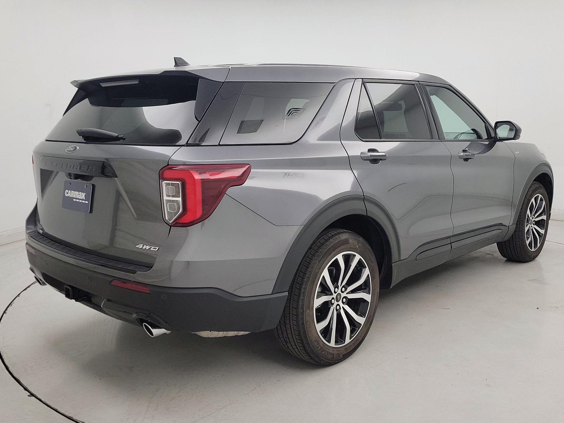 Thumbnail: 2022 Ford Explorer - 5