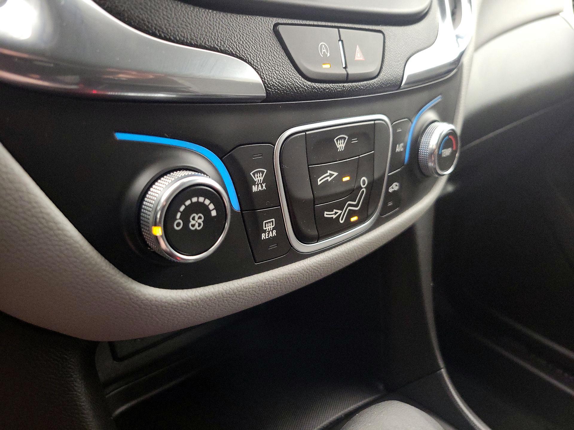 Thumbnail: 2024 Chevrolet Equinox - 16