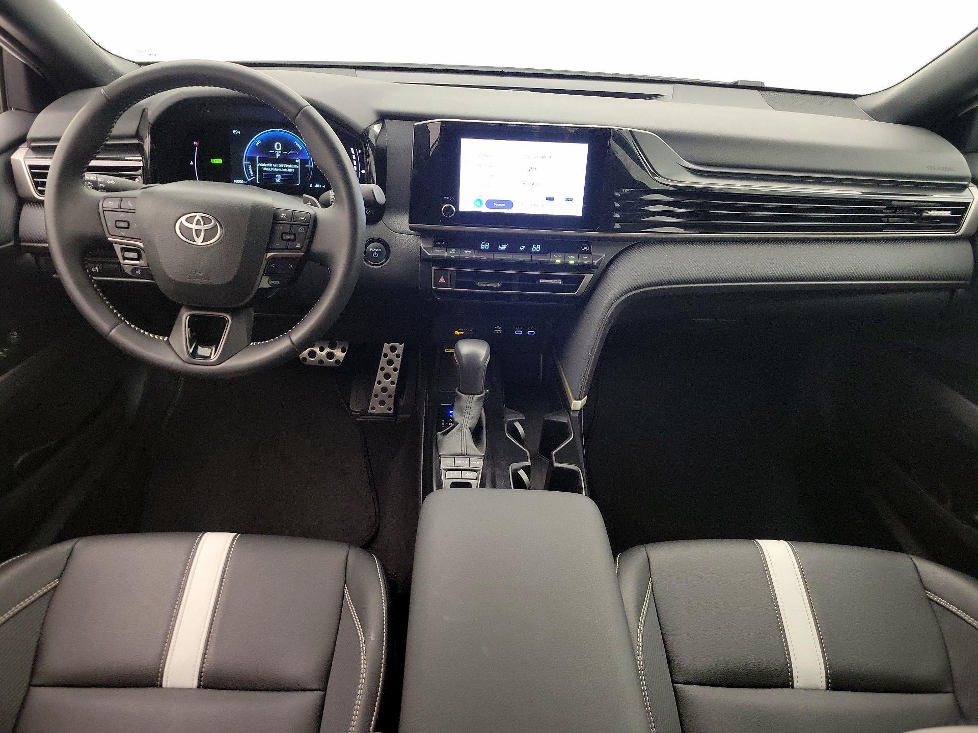 Thumbnail: 2025 Toyota Camry - 9