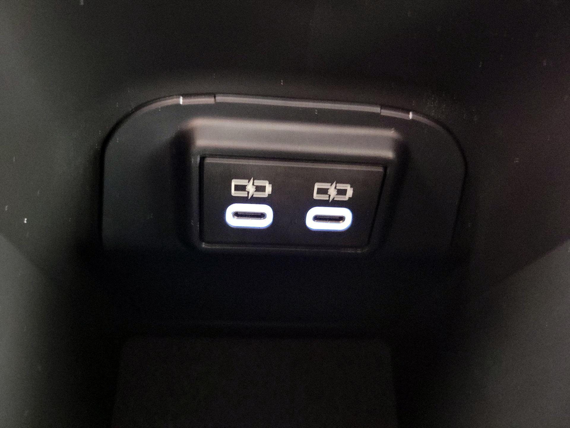 Thumbnail: 2024 Toyota RAV4 - 18