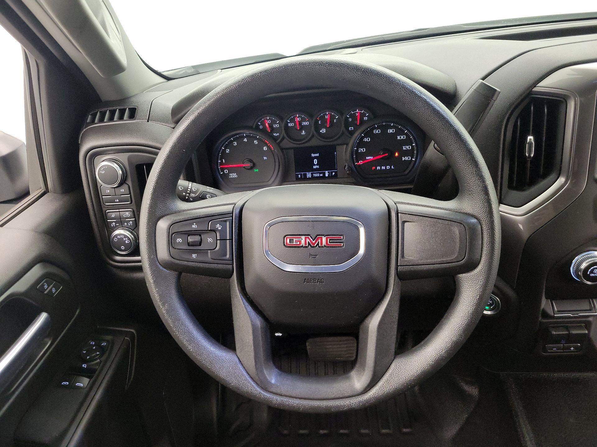 Thumbnail: 2025 GMC Sierra 2500 - 10