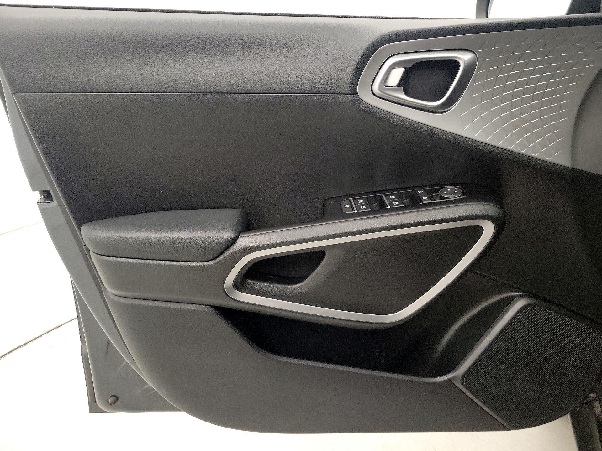 Thumbnail: 2024 Kia Soul - 12