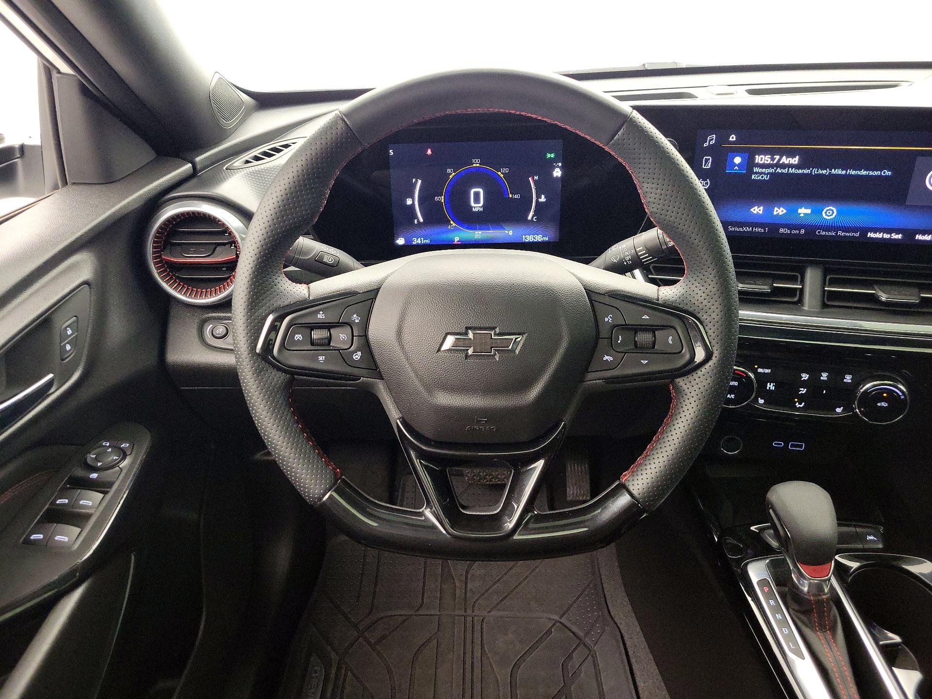 Thumbnail: 2025 Chevrolet Trax - 10