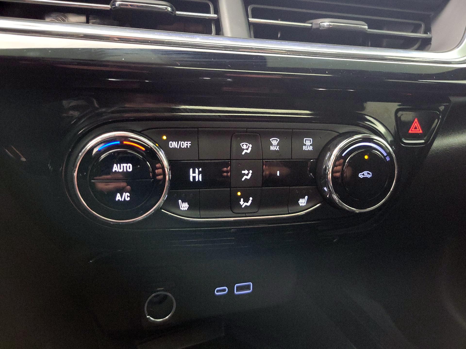 Thumbnail: 2025 Chevrolet Trax - 16