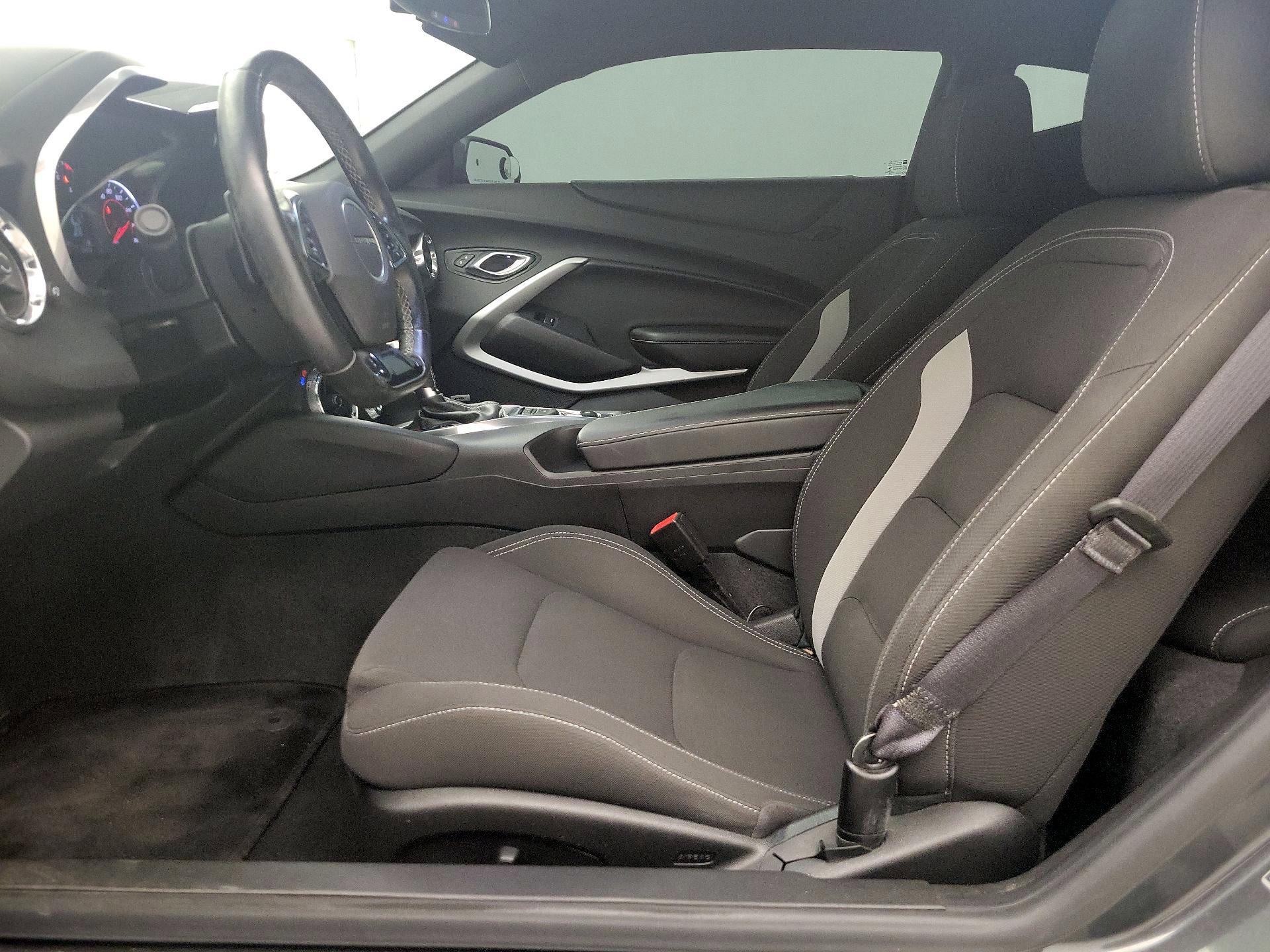 Thumbnail: 2018 Chevrolet Camaro - 11