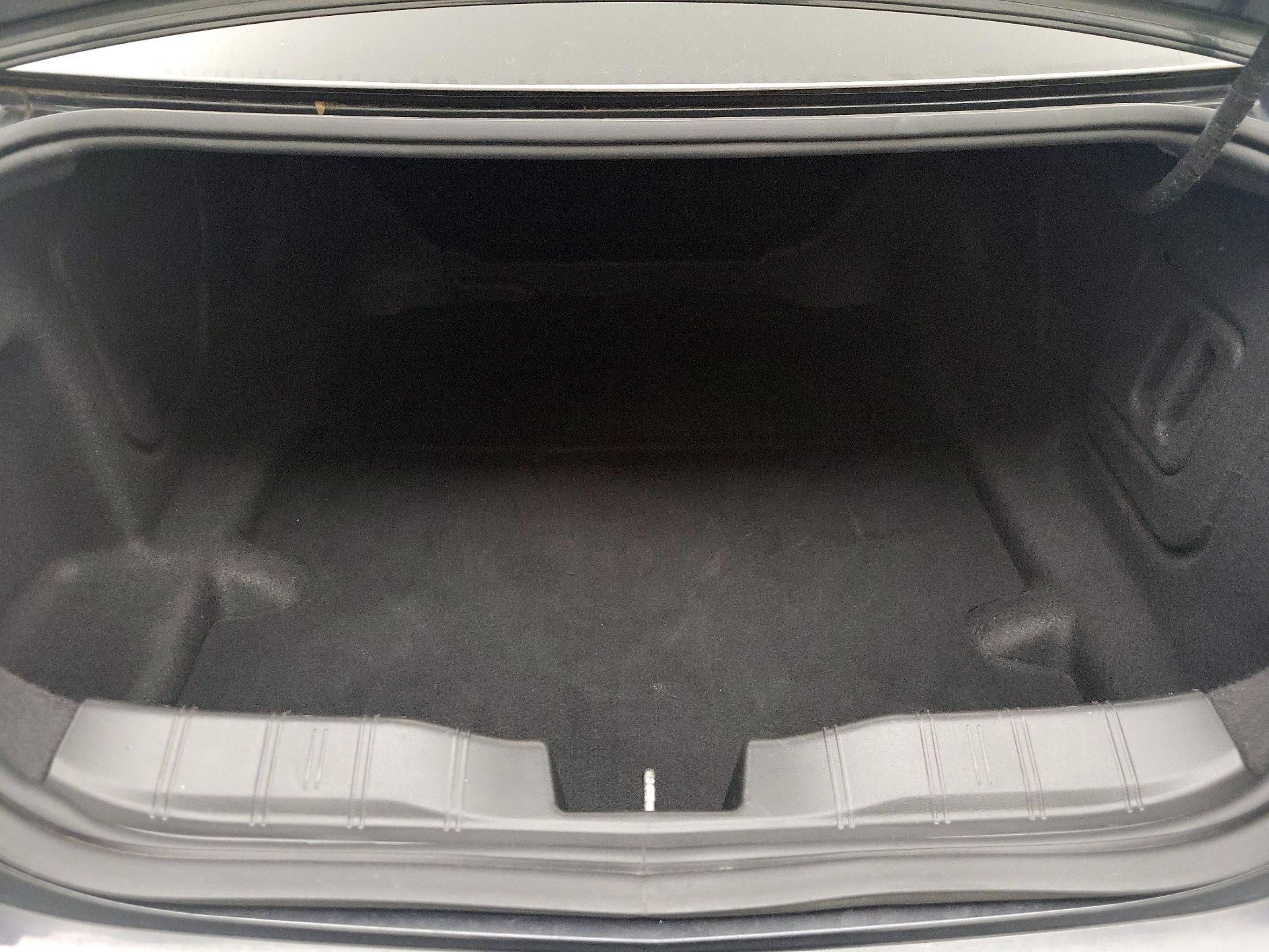 Thumbnail: 2018 Chevrolet Camaro - 20